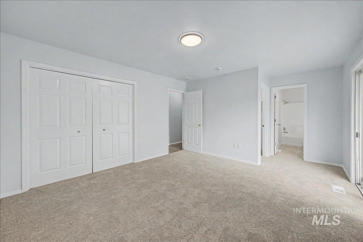 2501 W Hill Rd, Boise, Idaho 83702, 3 Bedrooms, 2 Bathrooms, Residential For Sale, Price $544,900, 98980489