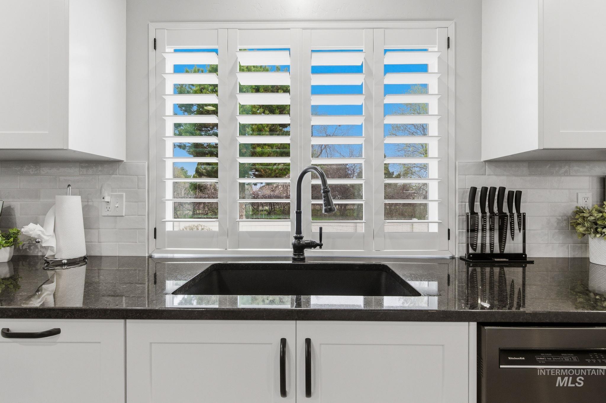 9888 W Campville, Boise, Idaho 83709, 4 Bedrooms, 2.5 Bathrooms, Residential For Sale, Price $515,000,MLS 98980494