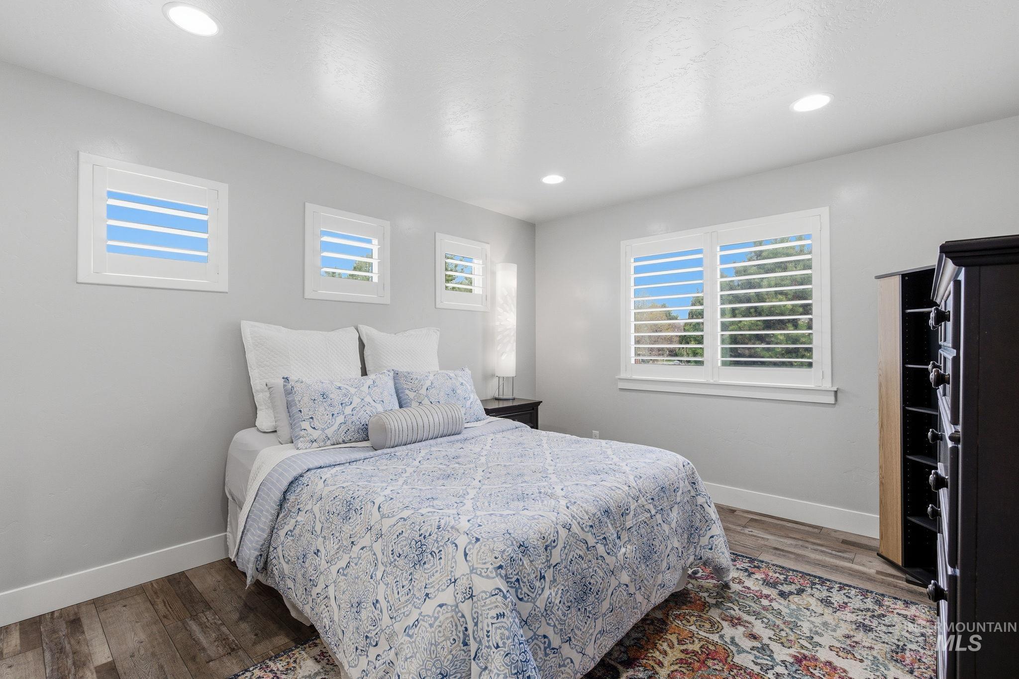 9888 W Campville, Boise, Idaho 83709, 4 Bedrooms, 2.5 Bathrooms, Residential For Sale, Price $515,000,MLS 98980494