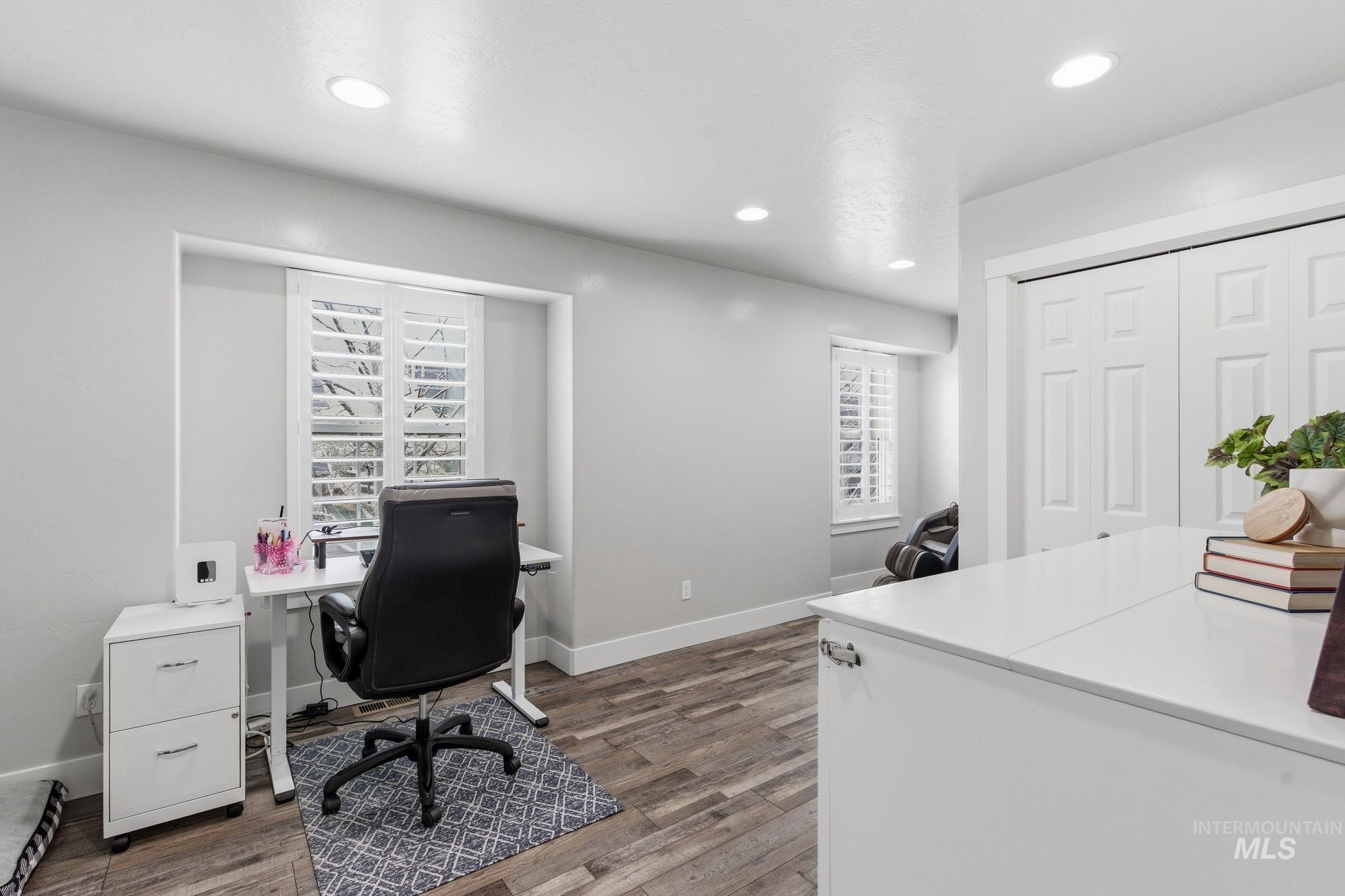 9888 W Campville, Boise, Idaho 83709, 4 Bedrooms, 2.5 Bathrooms, Residential For Sale, Price $515,000,MLS 98980494