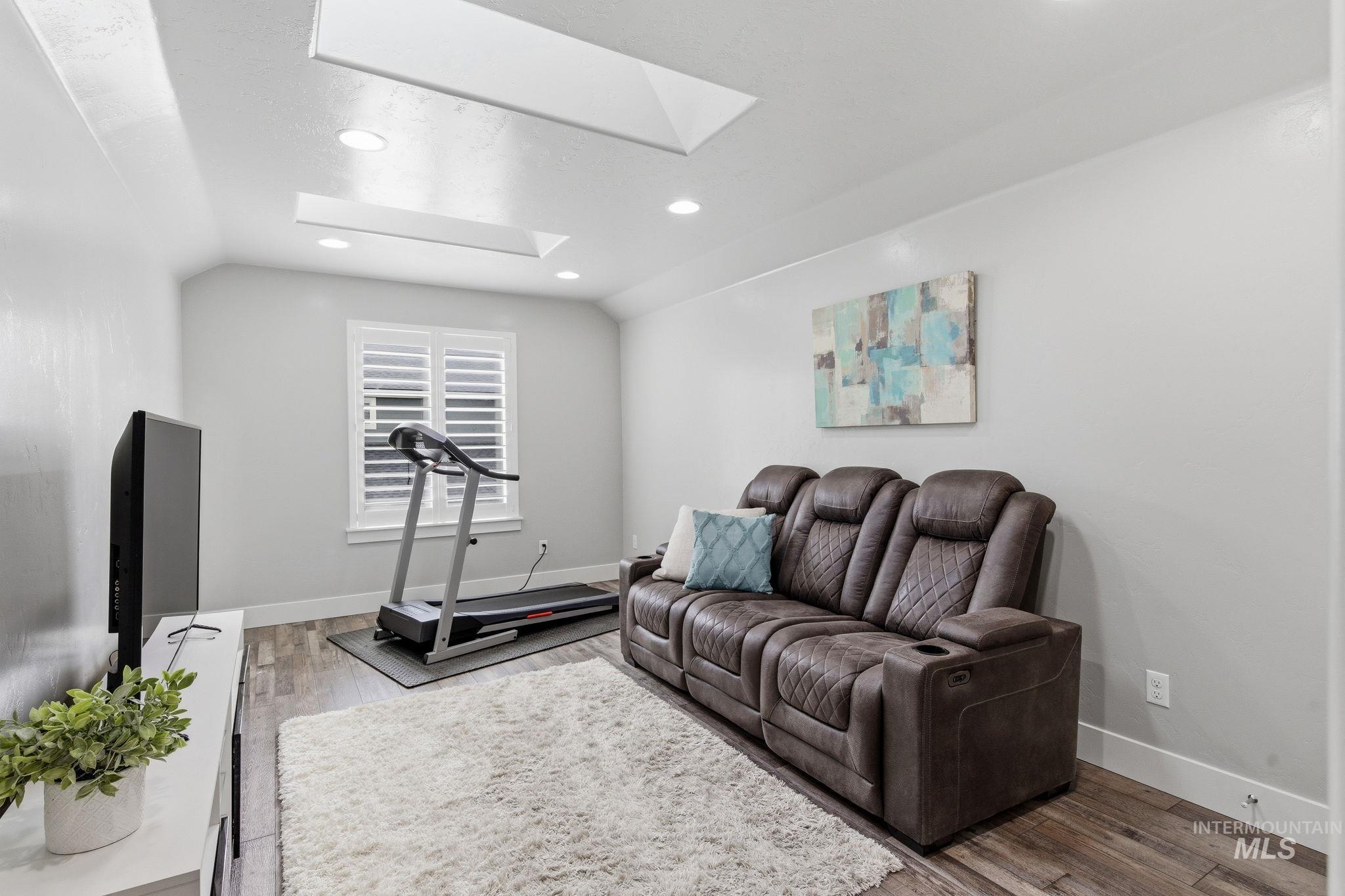 9888 W Campville, Boise, Idaho 83709, 4 Bedrooms, 2.5 Bathrooms, Residential For Sale, Price $515,000,MLS 98980494