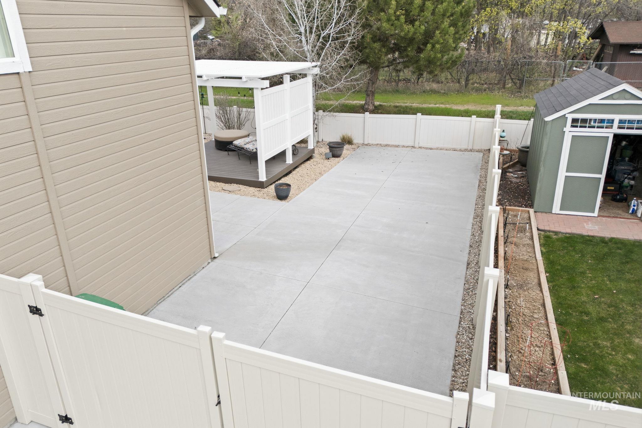 9888 W Campville, Boise, Idaho 83709, 4 Bedrooms, 2.5 Bathrooms, Residential For Sale, Price $515,000,MLS 98980494