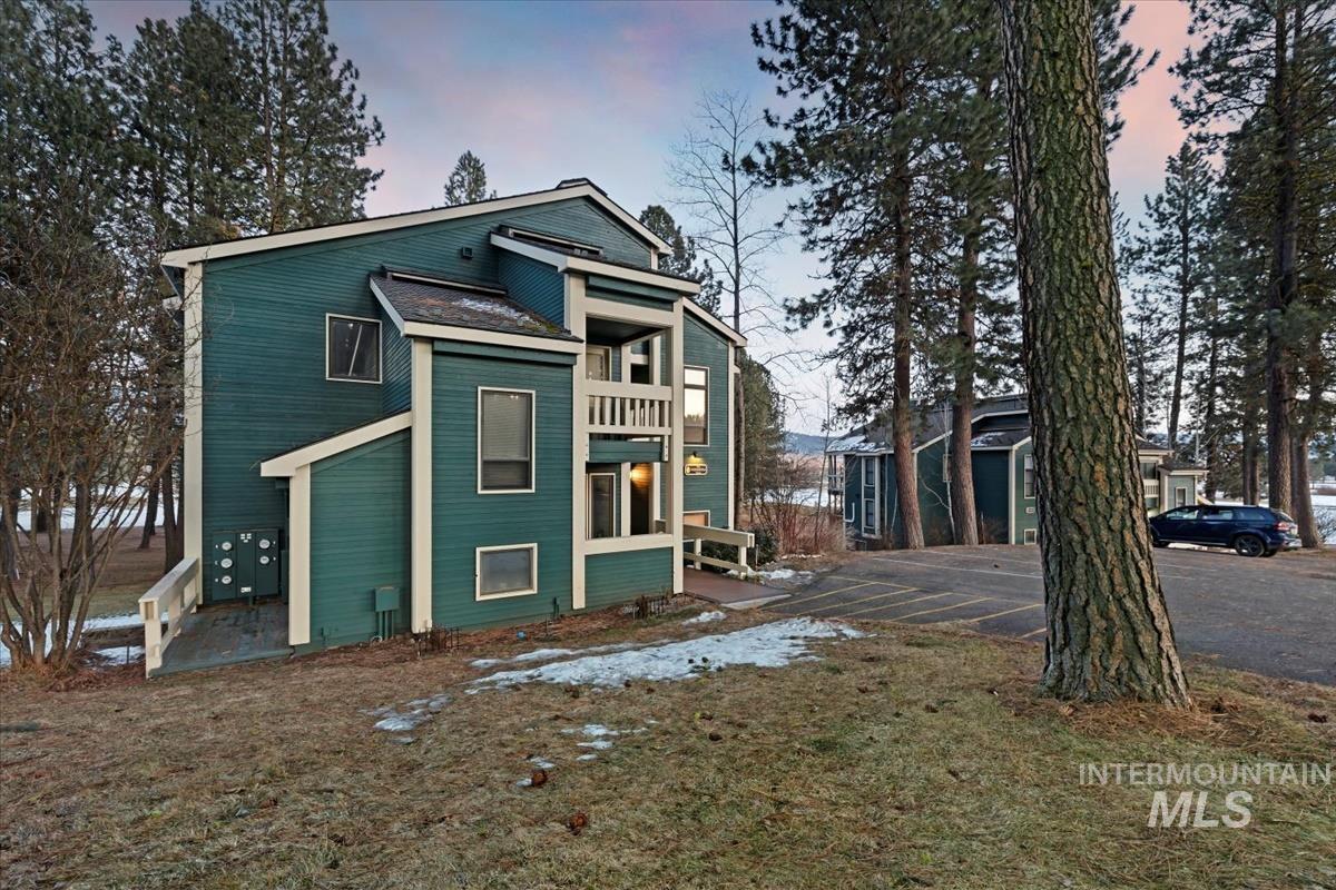 2981 Kimberland Drive, New Meadows, Idaho 83654, 2 Bedrooms, 3 Bathrooms, Residential For Sale, Price $449,900,MLS 98980496