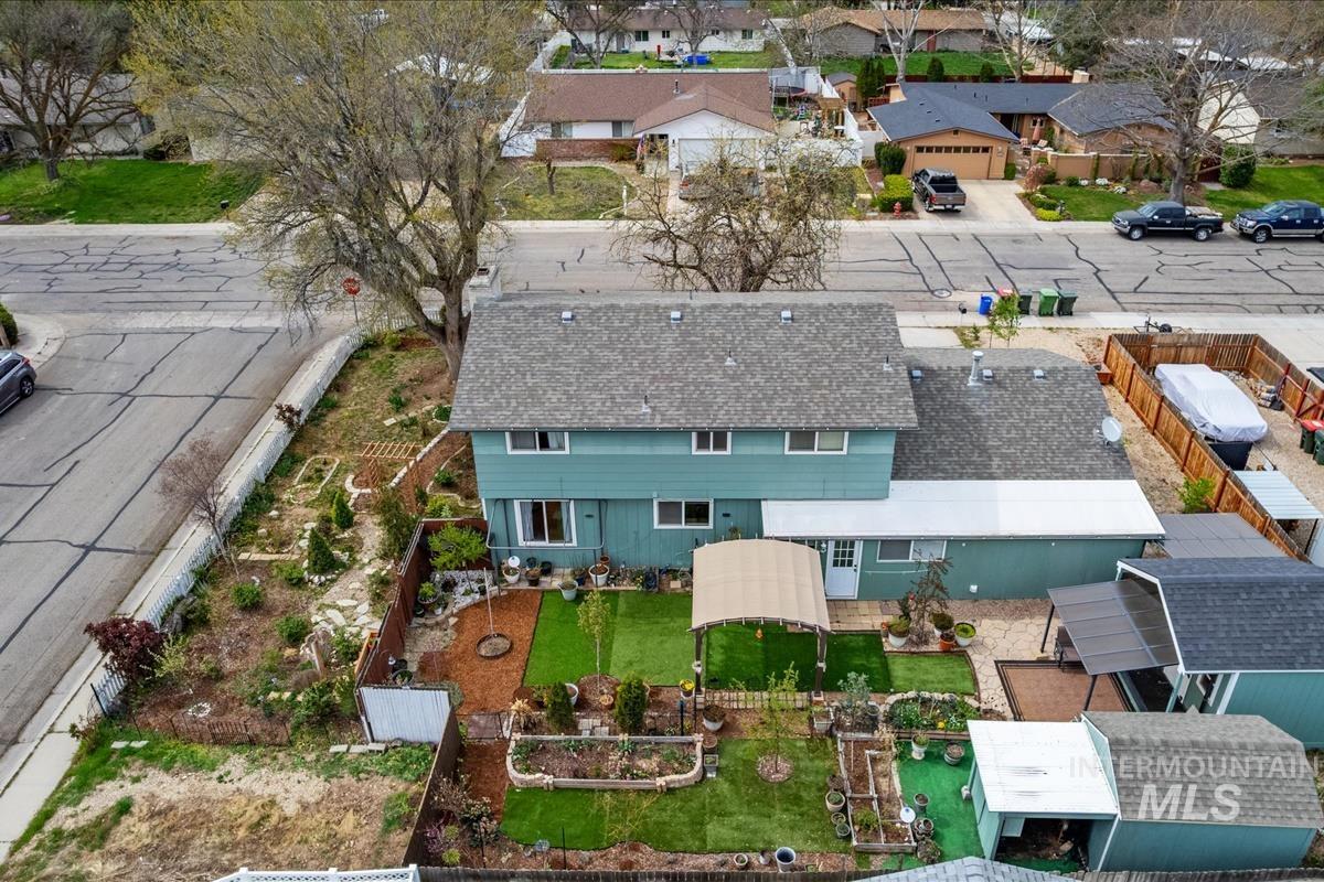 1114 NW 11th St, Meridian, Idaho 83642, 4 Bedrooms, 3 Bathrooms, Residential For Sale, Price $419,500,MLS 98980497