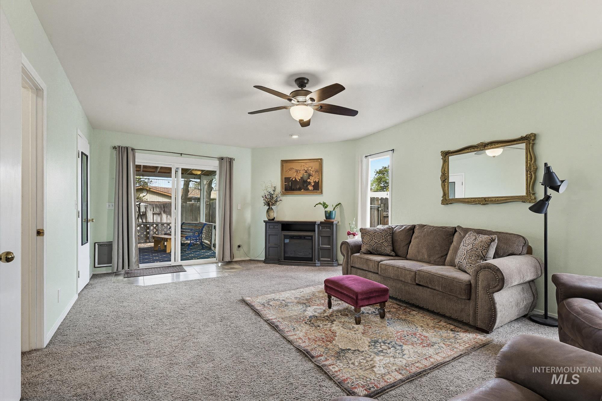 1995 N Wilmington Dr, Boise, Idaho 83704, 4 Bedrooms, 3 Bathrooms, Residential For Sale, Price $450,000,MLS 98980499