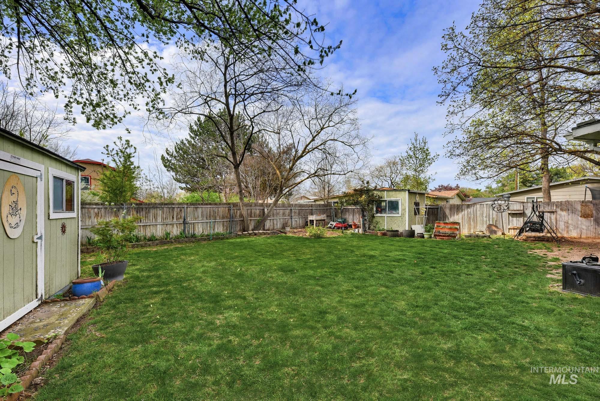 1995 N Wilmington Dr, Boise, Idaho 83704, 4 Bedrooms, 3 Bathrooms, Residential For Sale, Price $450,000,MLS 98980499