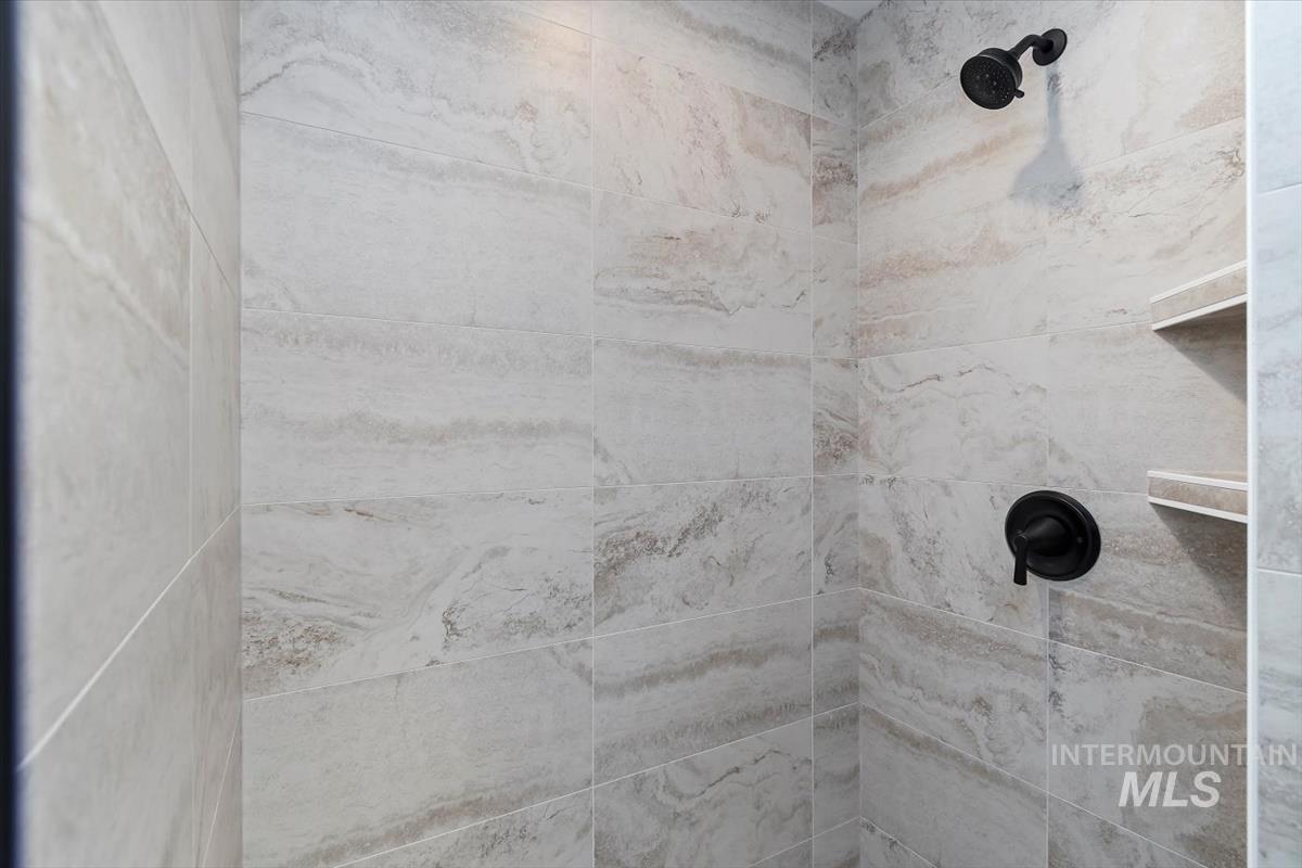 752 S Calhoun, Star, Idaho 83669, 3 Bedrooms, 2.5 Bathrooms, Residential For Sale, Price $434,880,MLS 98980502