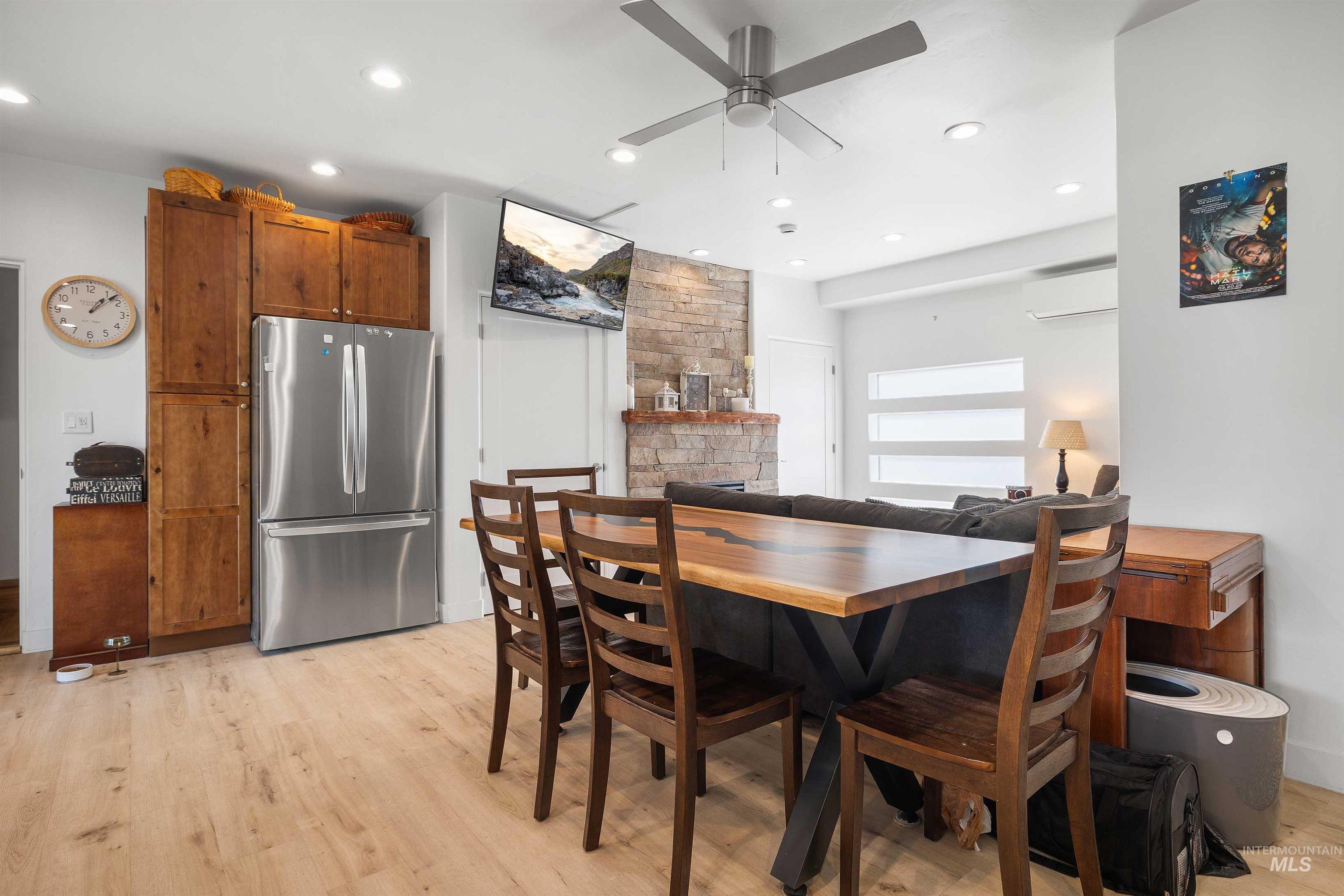 1088 Trotter Dr, Twin Falls, Idaho 83301-6966, 3 Bedrooms, 2 Bathrooms, Residential Income For Sale, Price $420,000,MLS 98980503