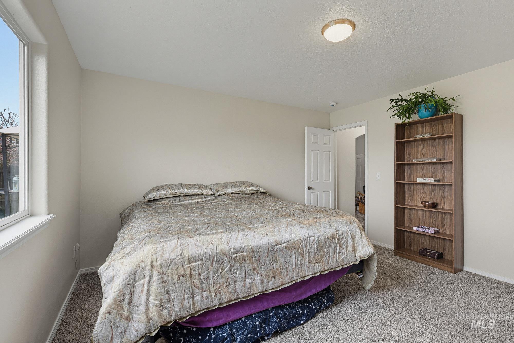 1244 N Pyrite Avenue, Kuna, Idaho 83634, 3 Bedrooms, 2 Bathrooms, Residential For Sale, Price $379,900,MLS 98980504