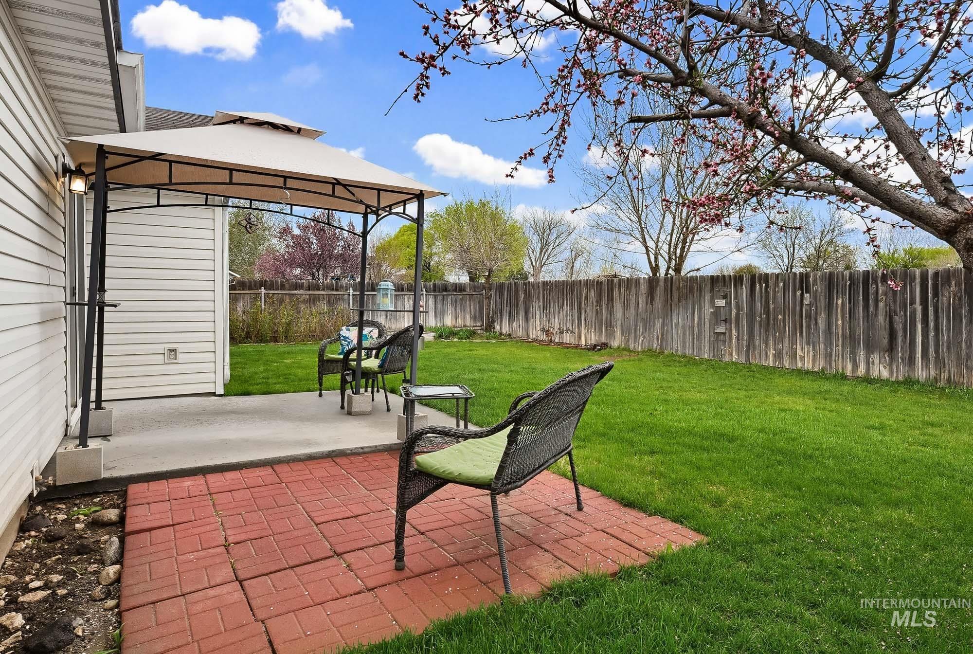 1244 N Pyrite Avenue, Kuna, Idaho 83634, 3 Bedrooms, 2 Bathrooms, Residential For Sale, Price $379,900,MLS 98980504