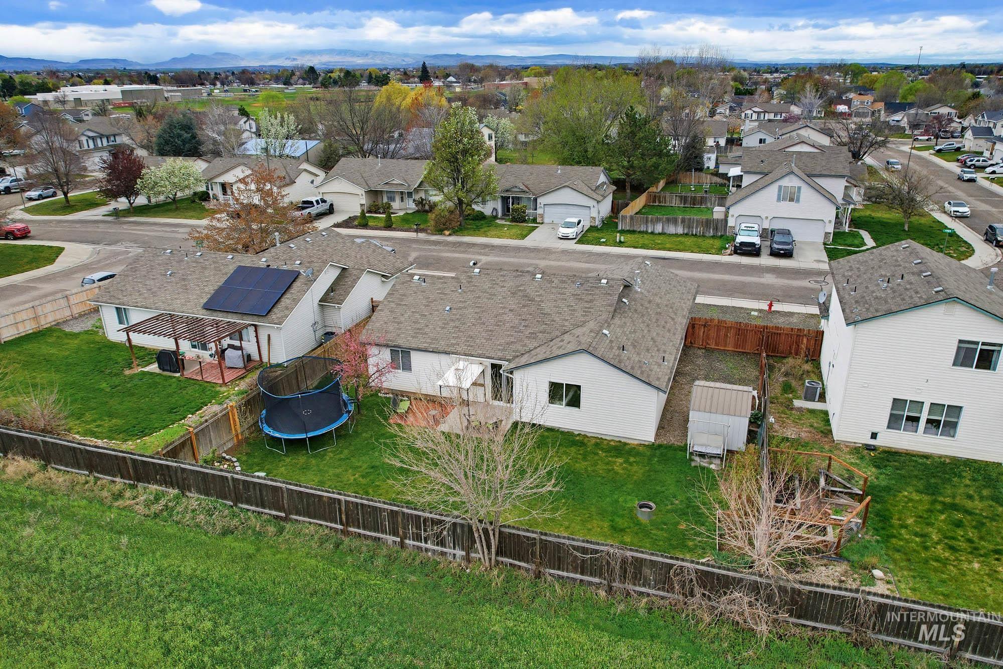 1244 N Pyrite Avenue, Kuna, Idaho 83634, 3 Bedrooms, 2 Bathrooms, Residential For Sale, Price $379,900,MLS 98980504