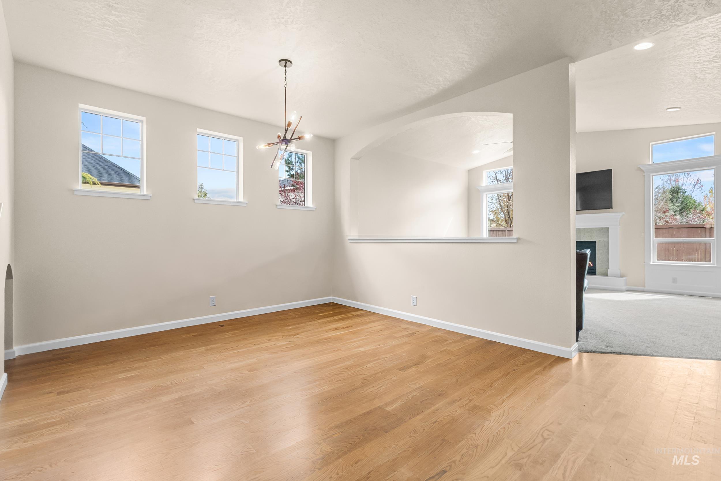 815 W Arnaz, Meridian, Idaho 83646, 5 Bedrooms, 2.5 Bathrooms, Residential For Sale, Price $749,000, 98980506