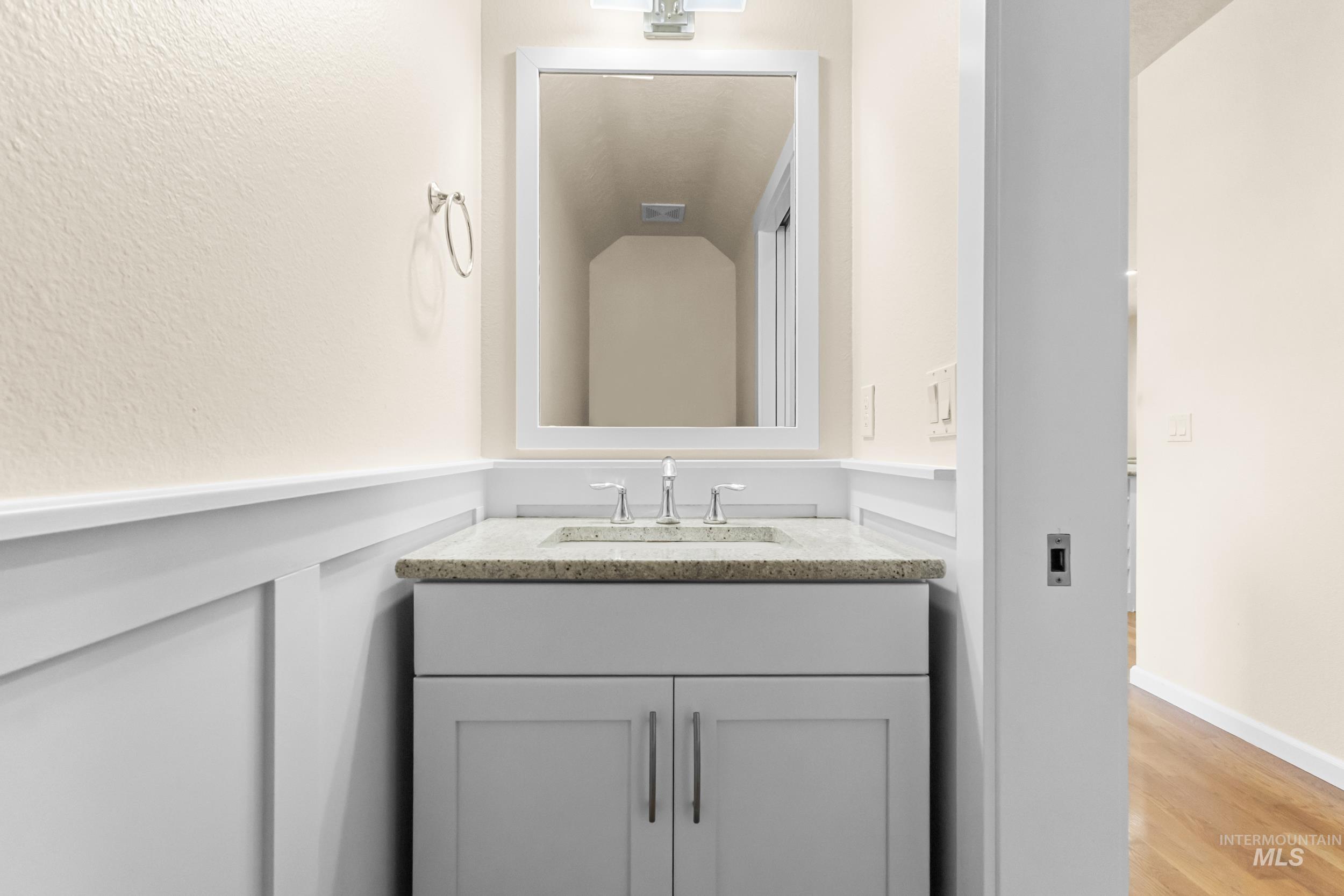 815 W Arnaz, Meridian, Idaho 83646, 5 Bedrooms, 2.5 Bathrooms, Residential For Sale, Price $749,000, 98980506