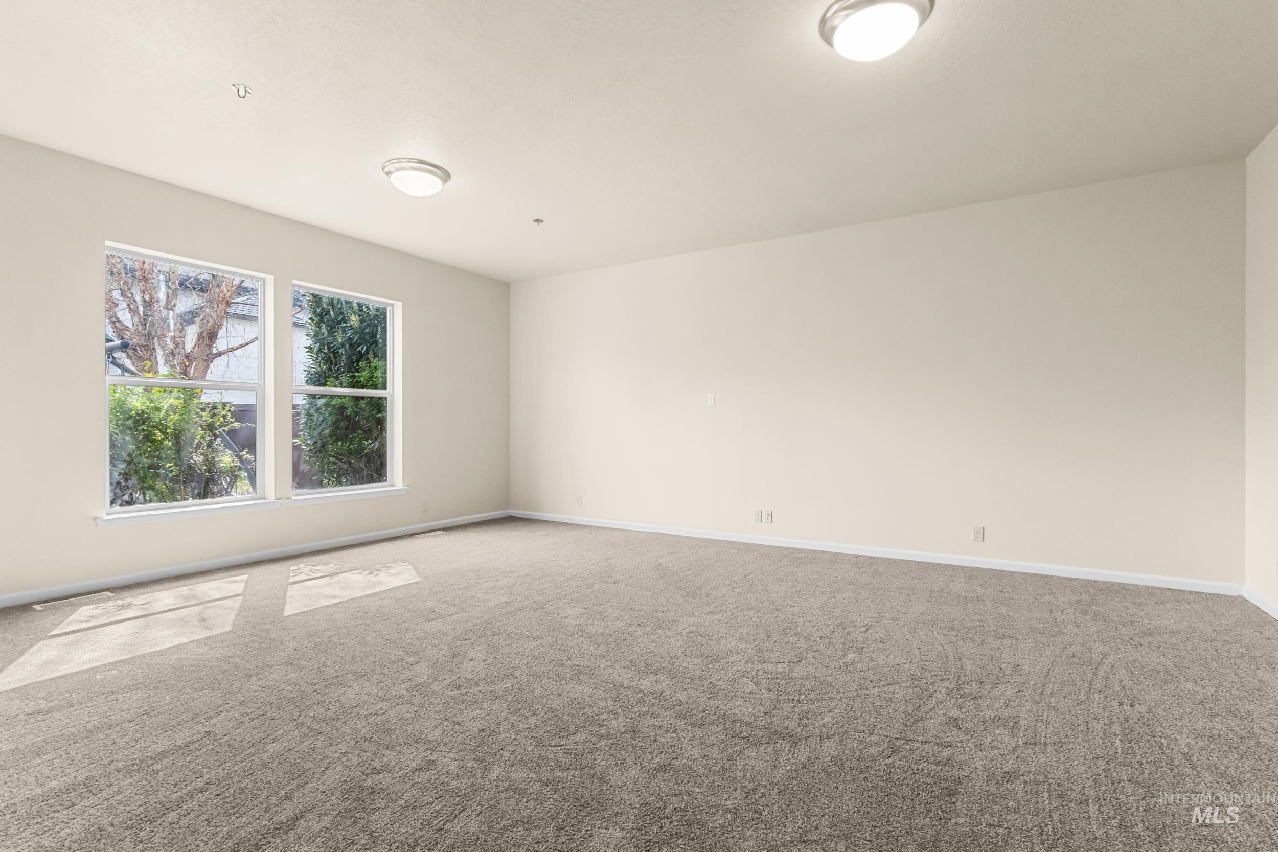 815 W Arnaz, Meridian, Idaho 83646, 5 Bedrooms, 2.5 Bathrooms, Residential For Sale, Price $749,000, 98980506