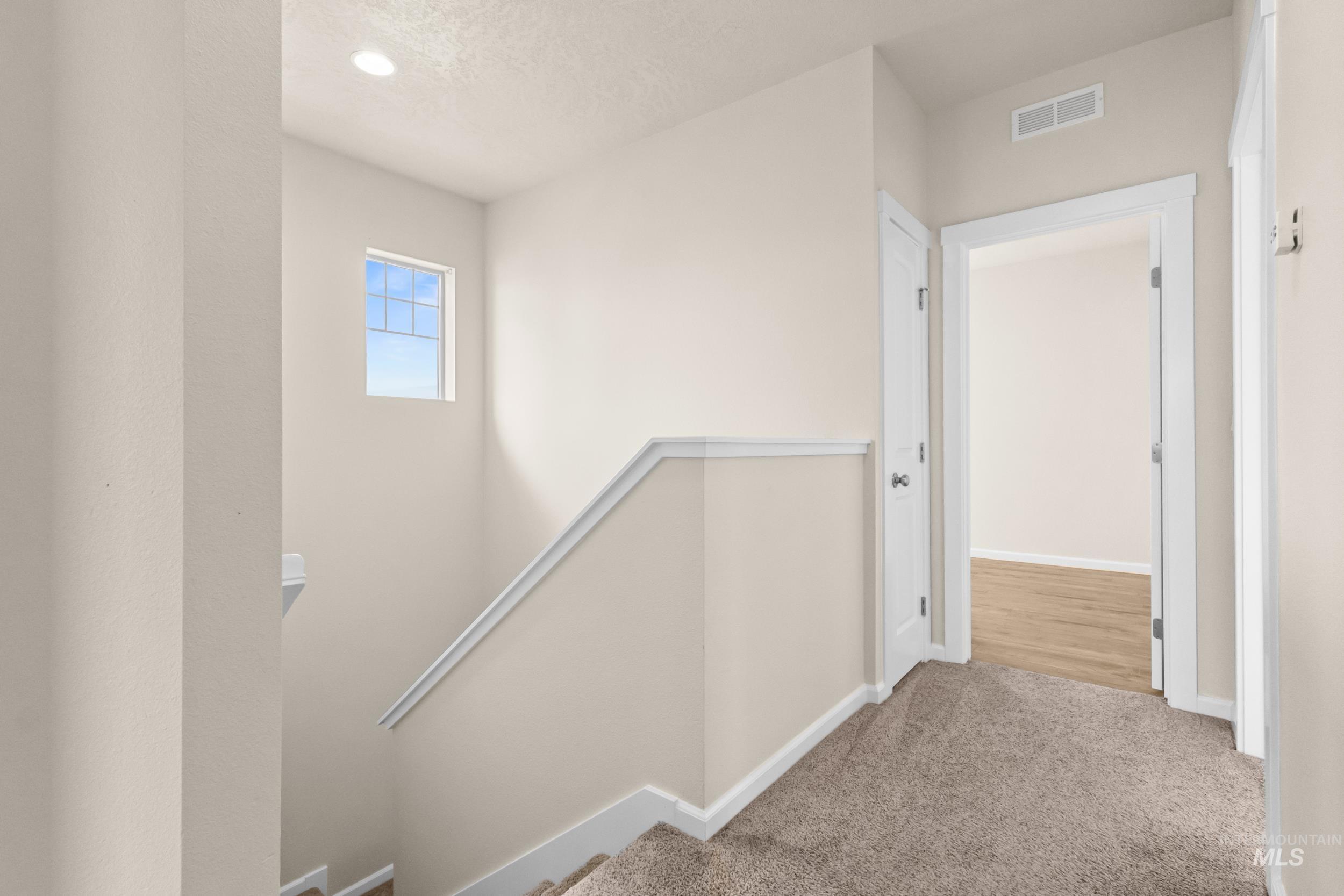 815 W Arnaz, Meridian, Idaho 83646, 5 Bedrooms, 2.5 Bathrooms, Residential For Sale, Price $749,000, 98980506