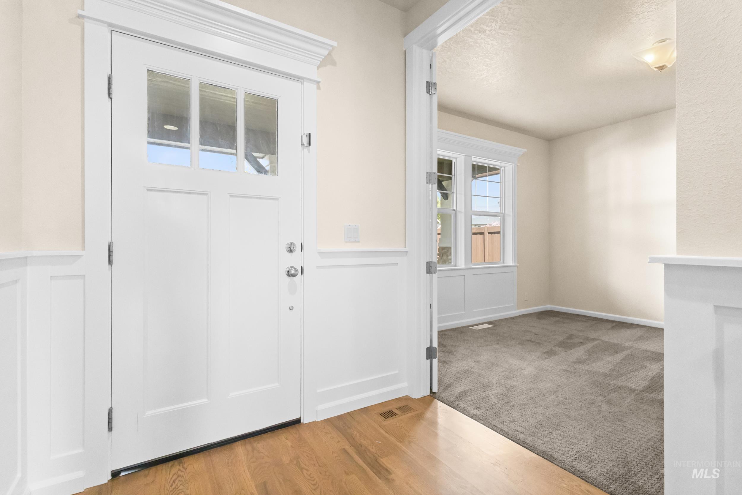 815 W Arnaz, Meridian, Idaho 83646, 5 Bedrooms, 2.5 Bathrooms, Residential For Sale, Price $749,000, 98980506