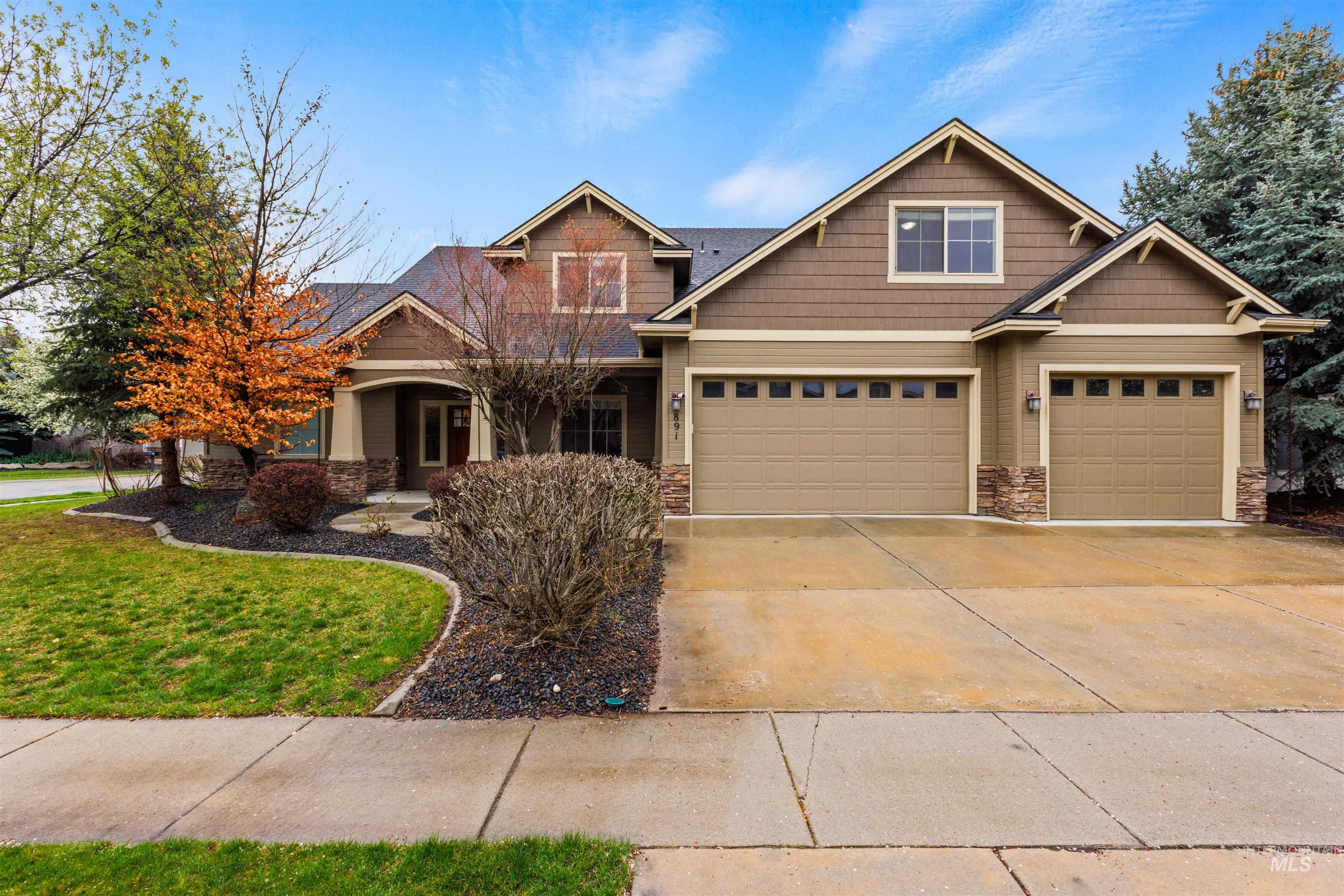 891 E Silver Torch St, Meridian, Idaho 83646, 5 Bedrooms, 2.5 Bathrooms, Residential For Sale, Price $699,000,MLS 98980508