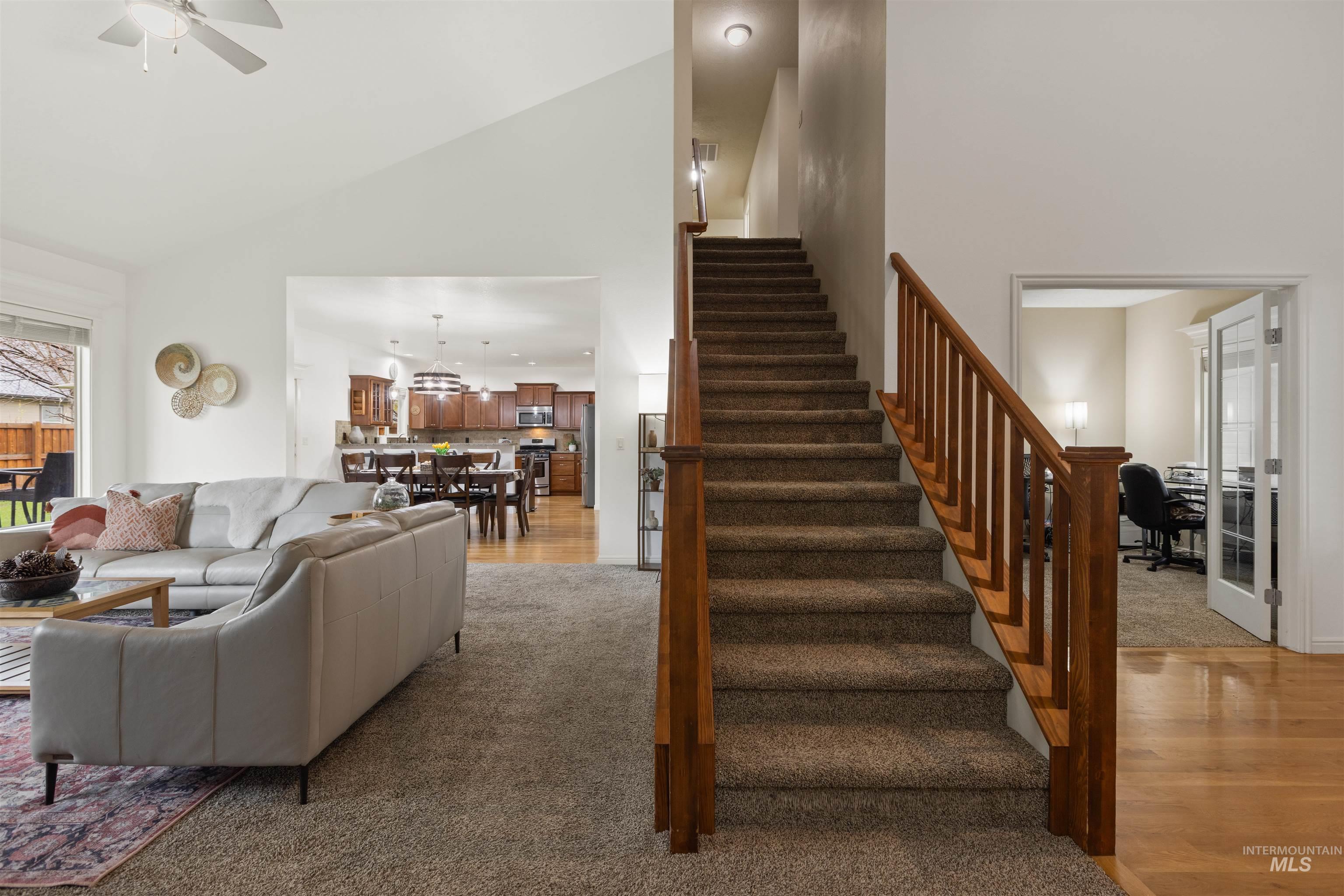 891 E Silver Torch St, Meridian, Idaho 83646, 5 Bedrooms, 2.5 Bathrooms, Residential For Sale, Price $699,000,MLS 98980508