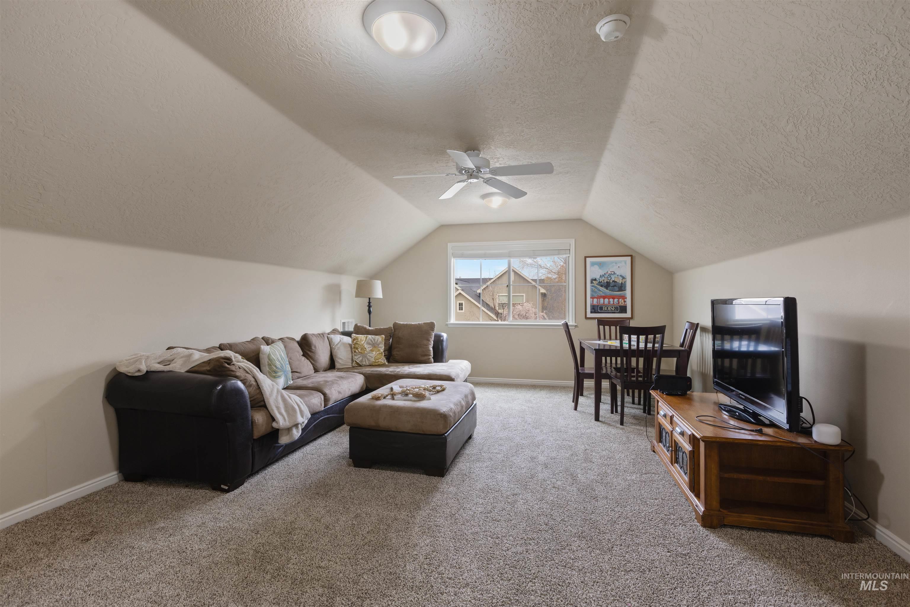 891 E Silver Torch St, Meridian, Idaho 83646, 5 Bedrooms, 2.5 Bathrooms, Residential For Sale, Price $699,000,MLS 98980508