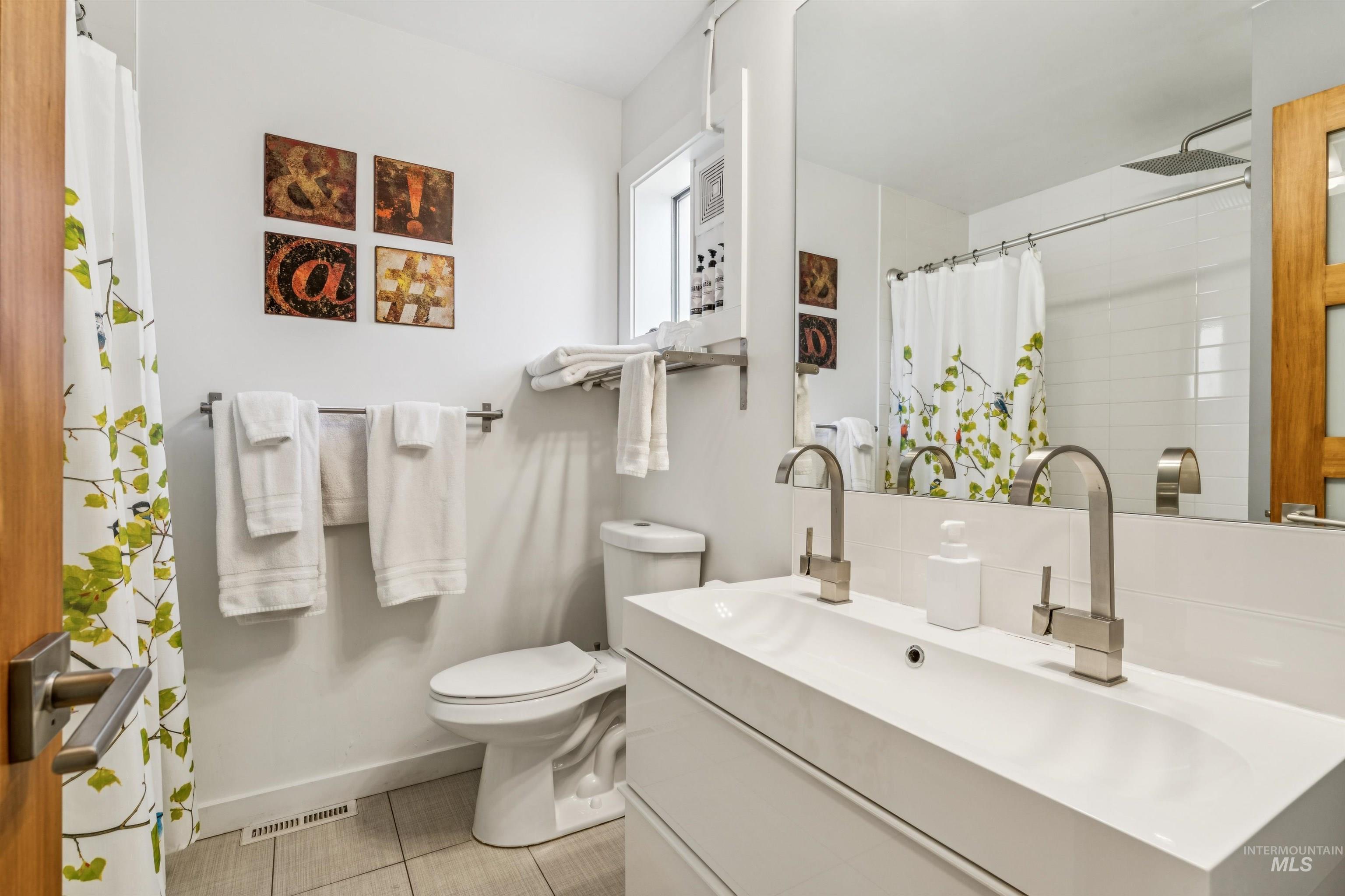 925 N 9th Street, Boise, Idaho 83702, 1 Bedroom, 1 Bathroom, Residential For Sale, Price $369,000,MLS 98980510