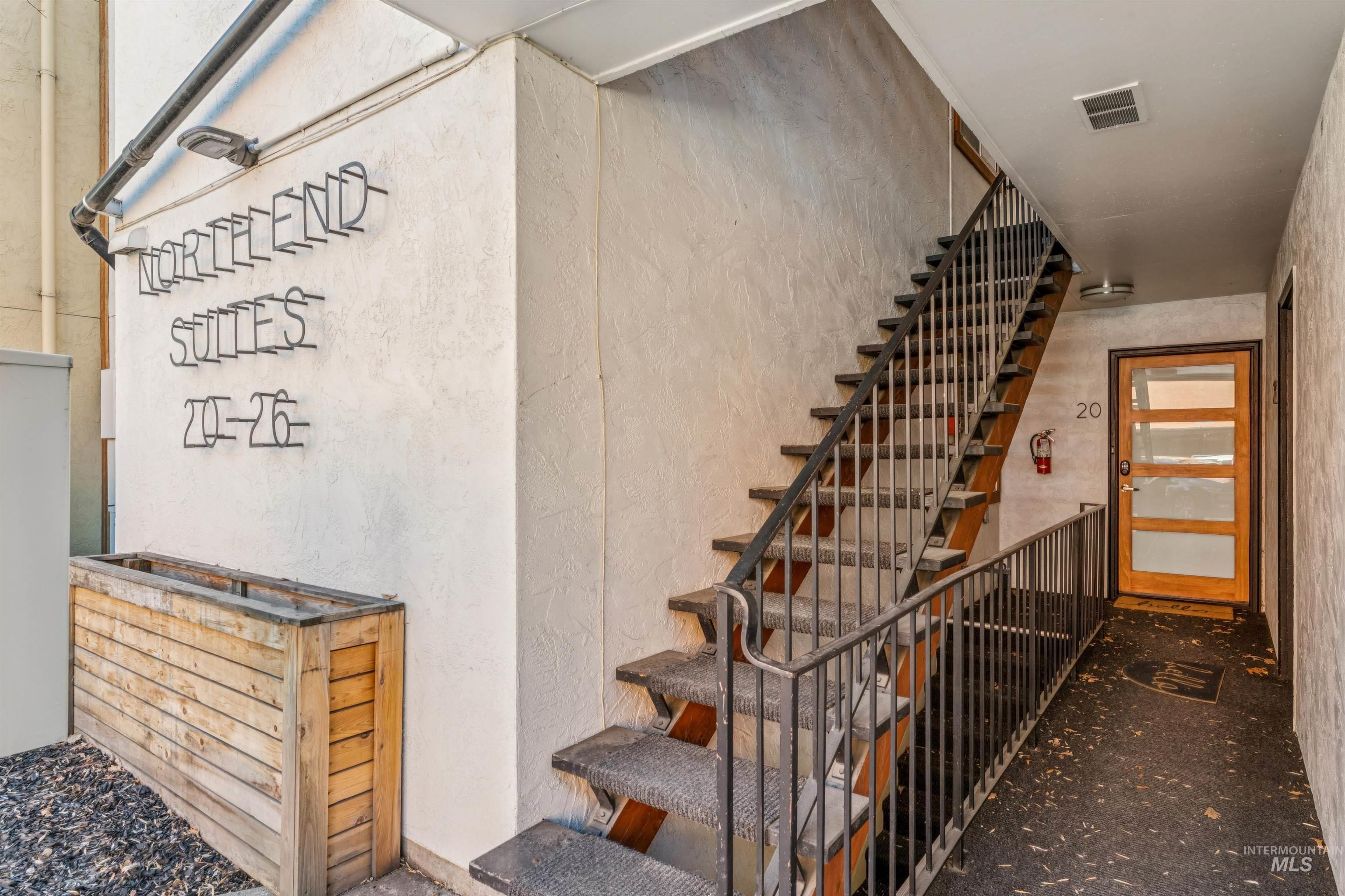 925 N 9th Street, Boise, Idaho 83702, 1 Bedroom, 1 Bathroom, Residential For Sale, Price $369,000,MLS 98980510