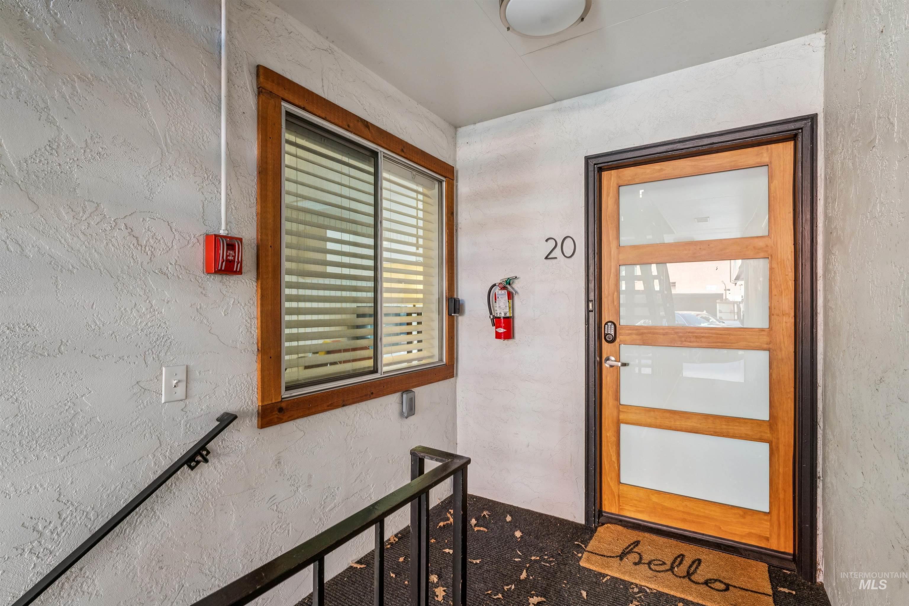 925 N 9th Street, Boise, Idaho 83702, 1 Bedroom, 1 Bathroom, Residential For Sale, Price $369,000,MLS 98980510