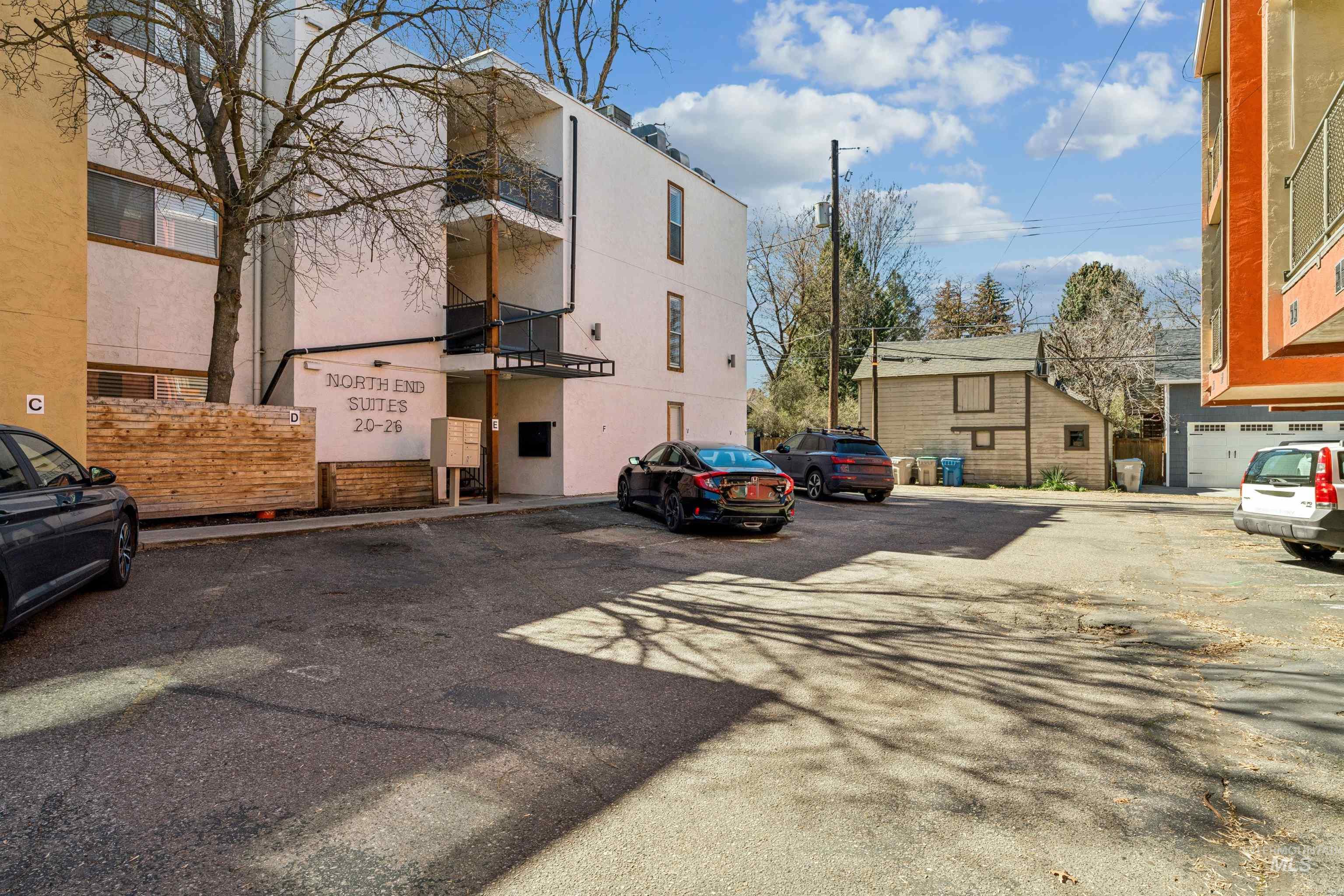 925 N 9th Street, Boise, Idaho 83702, 1 Bedroom, 1 Bathroom, Residential For Sale, Price $369,000,MLS 98980510