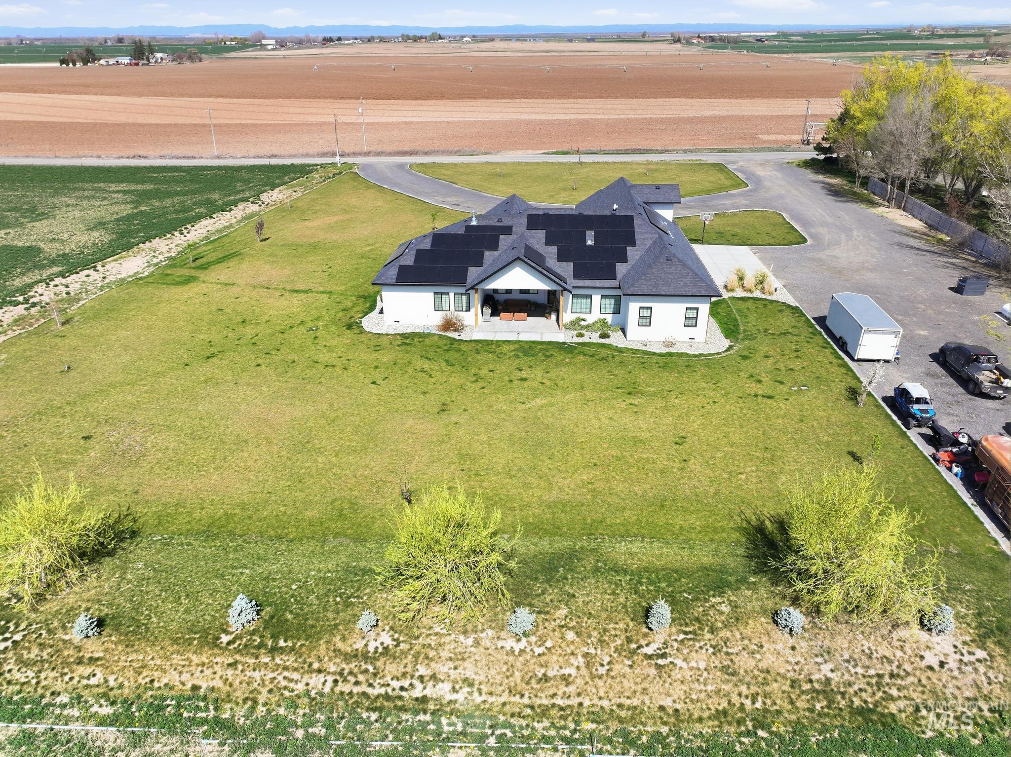 2233 E 3100 S, Wendell, Idaho 83355, 5 Bedrooms, 3.5 Bathrooms, Residential For Sale, Price $999,900,MLS 98980511