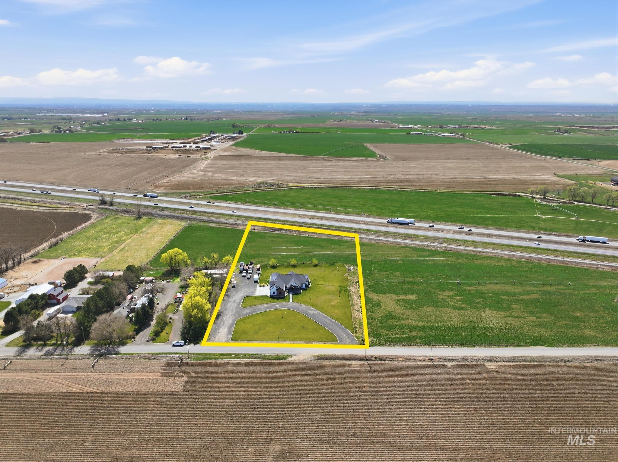 2233 E 3100 S, Wendell, Idaho 83355, 5 Bedrooms, 3.5 Bathrooms, Residential For Sale, Price $999,900,MLS 98980511