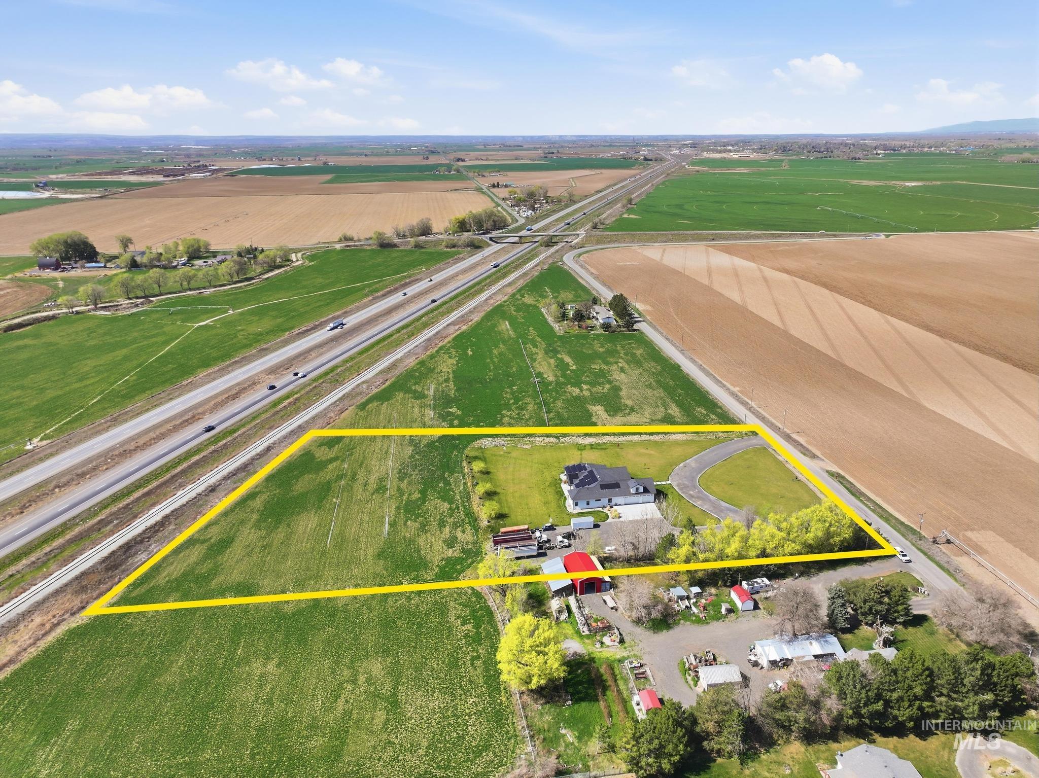 2233 E 3100 S, Wendell, Idaho 83355, 5 Bedrooms, 3.5 Bathrooms, Residential For Sale, Price $999,900,MLS 98980511