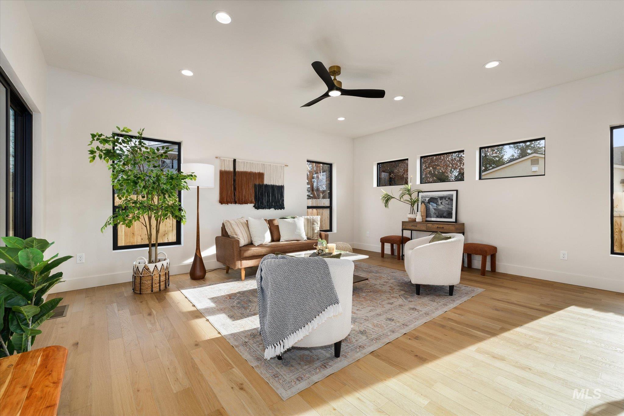 5612 W Grover St, Boise, Idaho 83705, 3 Bedrooms, 2.5 Bathrooms, Residential For Sale, Price $749,900,MLS 98980512