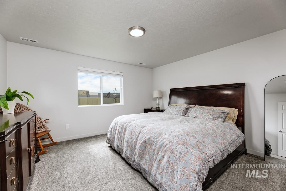 5206 Clearfield Ct, Caldwell, Idaho 83605, 3 Bedrooms, 2 Bathrooms, Residential For Sale, Price $414,900,MLS 98980514