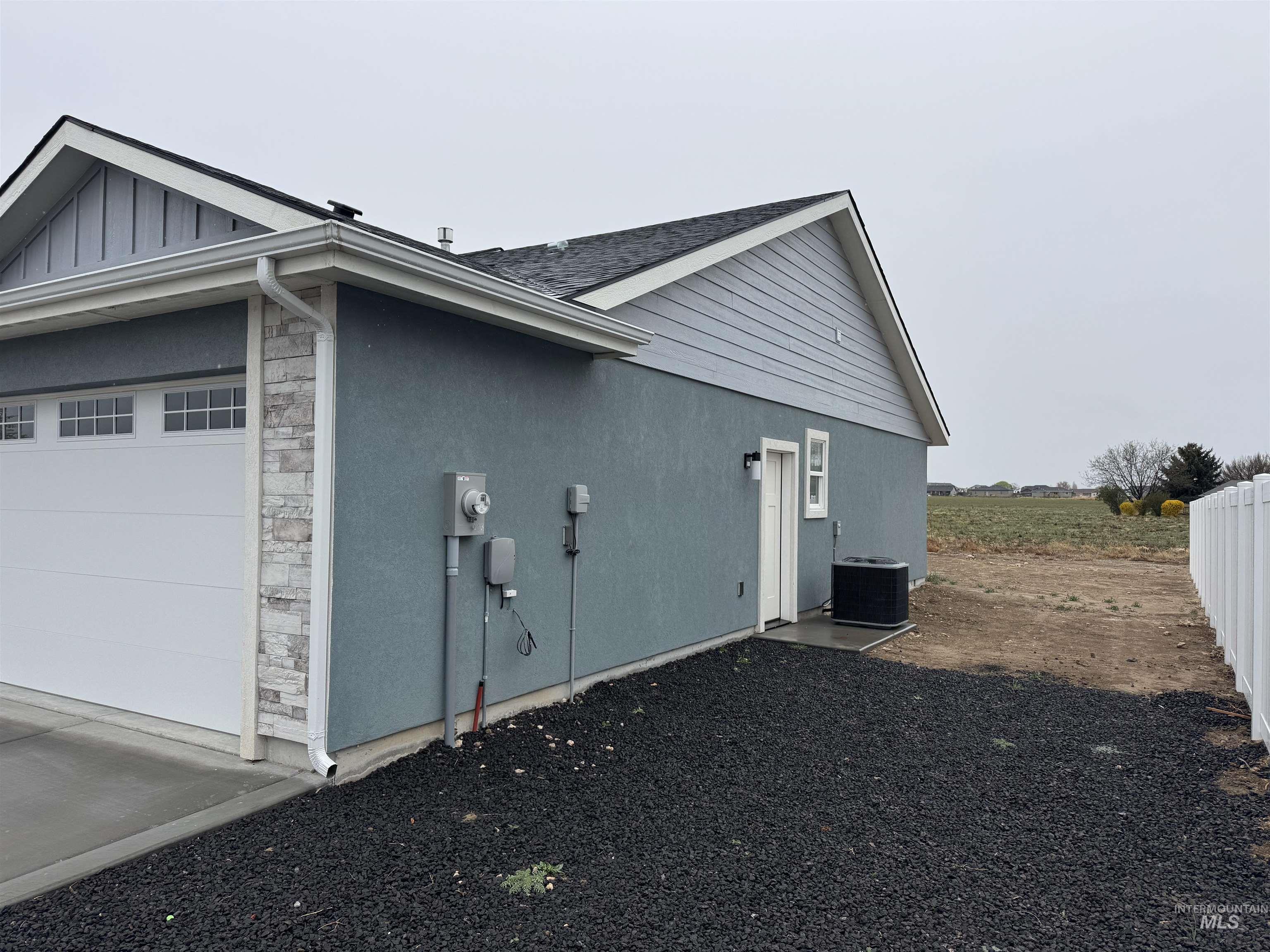 1509 Tverdy Lane, Buhl, Idaho 83316, 4 Bedrooms, 2 Bathrooms, Residential For Sale, Price $417,400,MLS 98980515