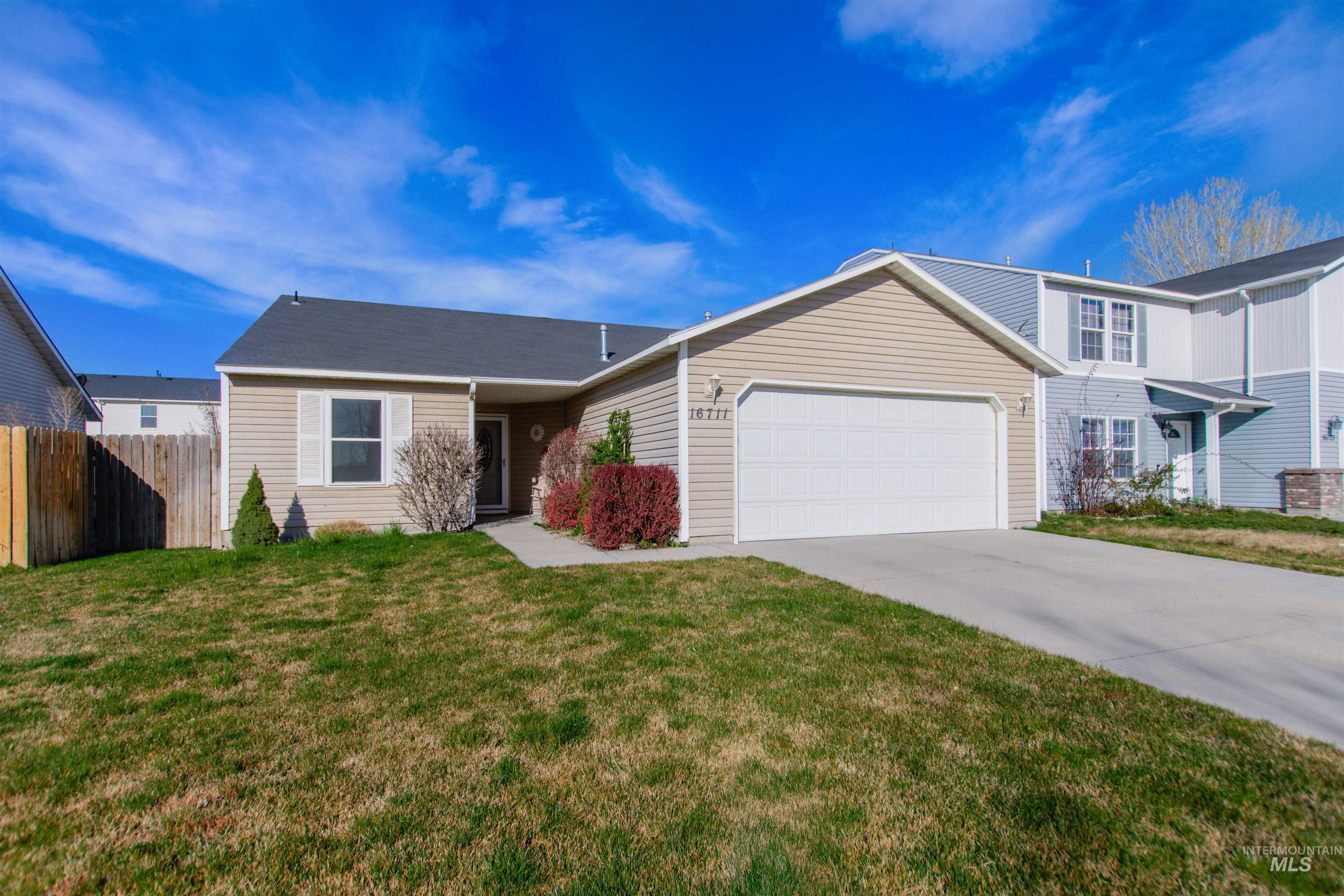 16711 Abram Ave, Caldwell, Idaho 83607, 3 Bedrooms, 2 Bathrooms, Residential For Sale, Price $358,900,MLS 98980516