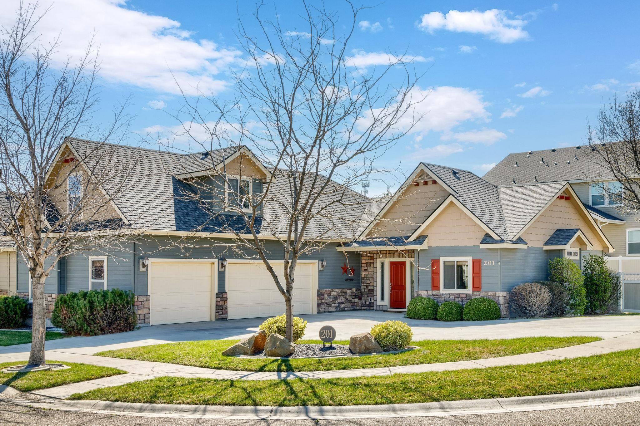 201 E Mikyl Ridge Loop, Nampa, Idaho 83686, 4 Bedrooms, 3 Bathrooms, Residential For Sale, Price $450,000,MLS 98980517