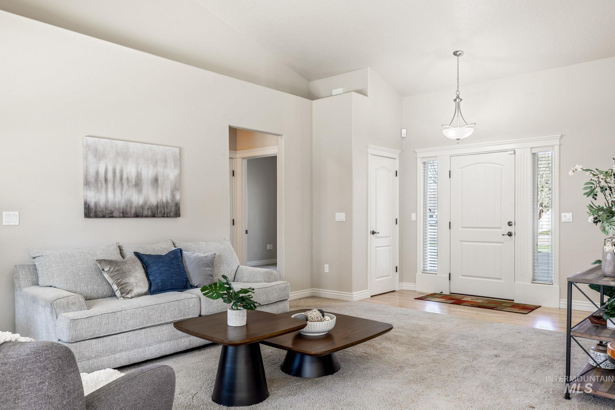 201 E Mikyl Ridge Loop, Nampa, Idaho 83686, 4 Bedrooms, 3 Bathrooms, Residential For Sale, Price $450,000,MLS 98980517