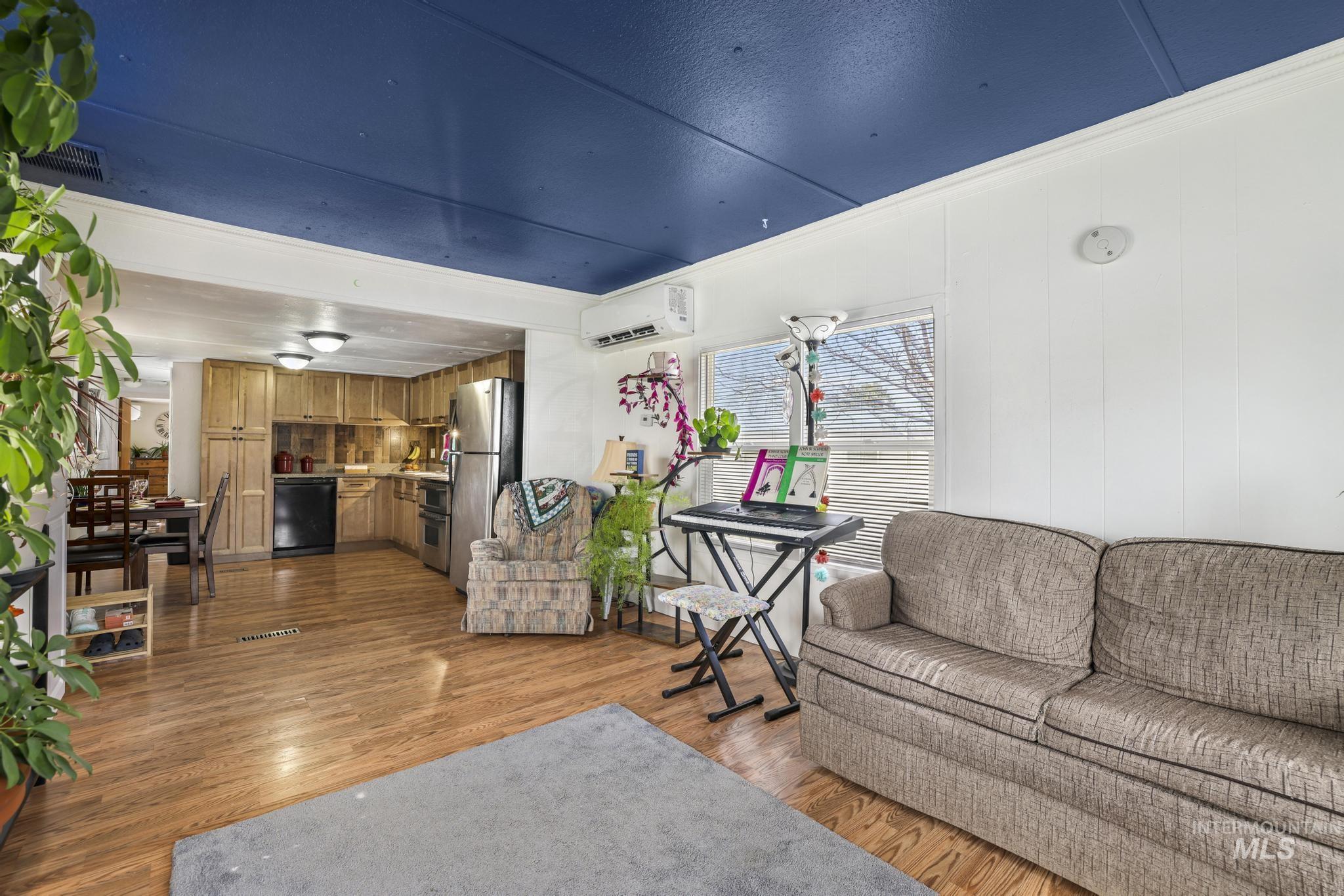 198 South Hills Rd, Twin Falls, Idaho 83301, 2 Bedrooms, 1 Bathroom, Residential For Sale, Price $55,000, 98980519