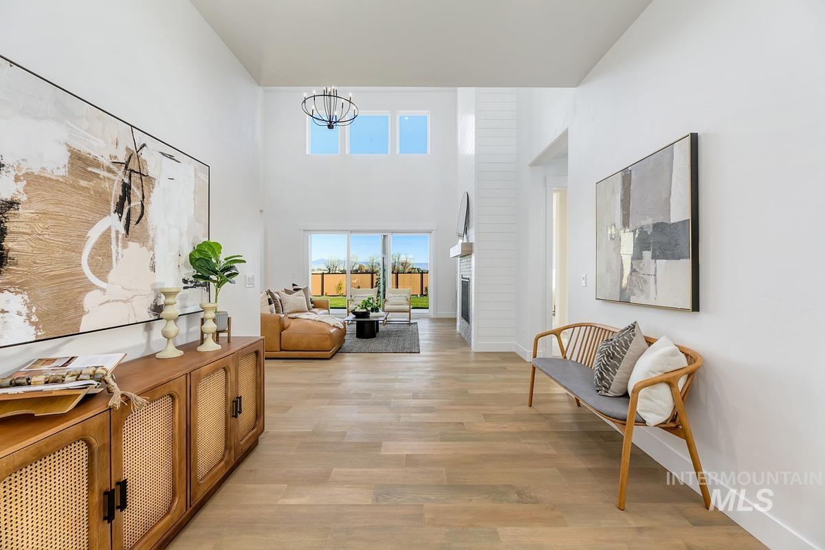 21726 Appaloosa Ave, Star, Idaho 83669, 4 Bedrooms, 3.5 Bathrooms, Residential For Sale, Price $1,127,044,MLS 98980520