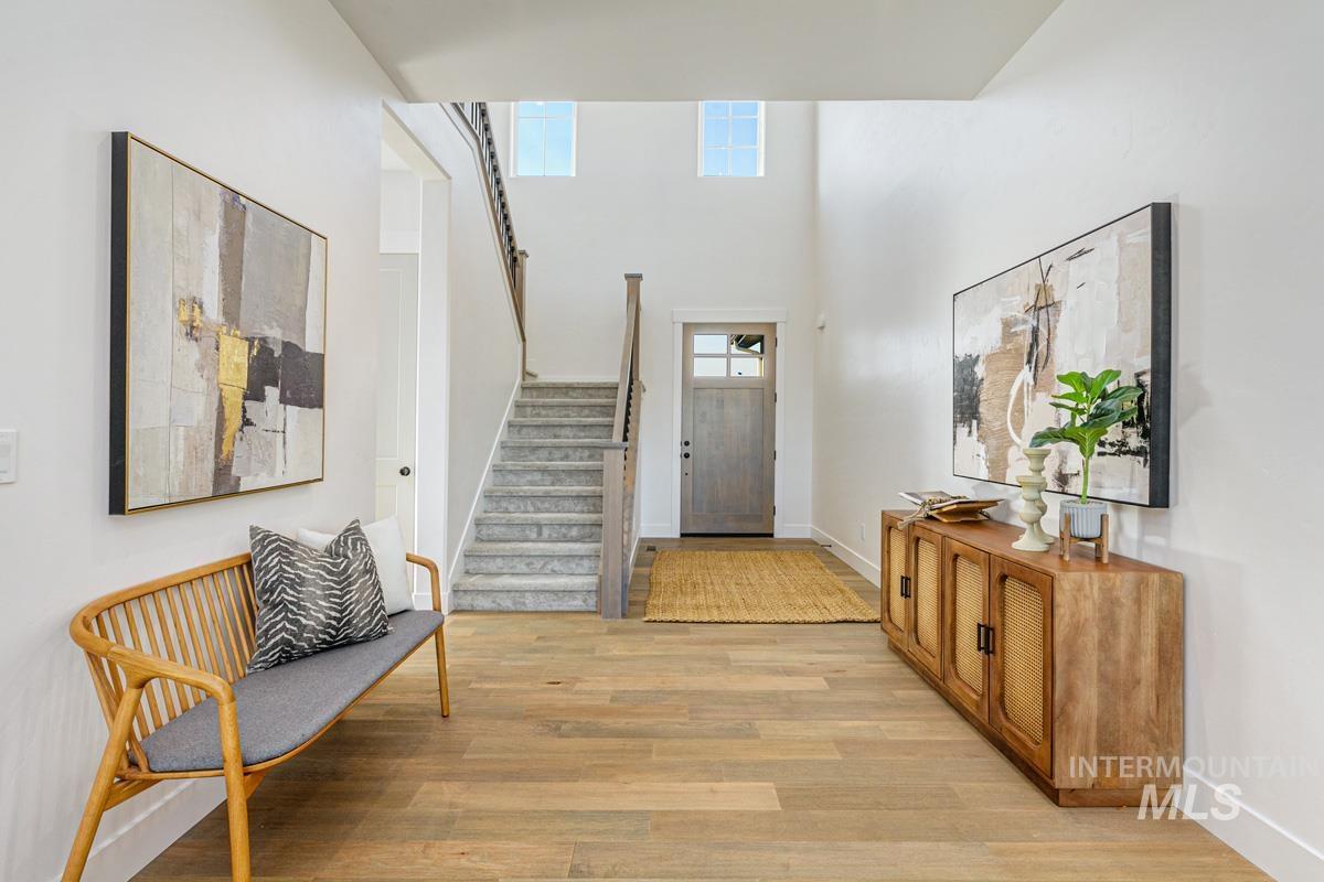 21726 Appaloosa Ave, Star, Idaho 83669, 4 Bedrooms, 3.5 Bathrooms, Residential For Sale, Price $1,127,044,MLS 98980520