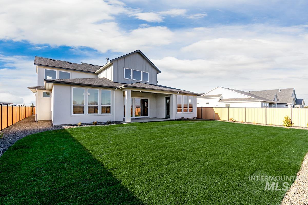 21726 Appaloosa Ave, Star, Idaho 83669, 4 Bedrooms, 3.5 Bathrooms, Residential For Sale, Price $1,127,044,MLS 98980520