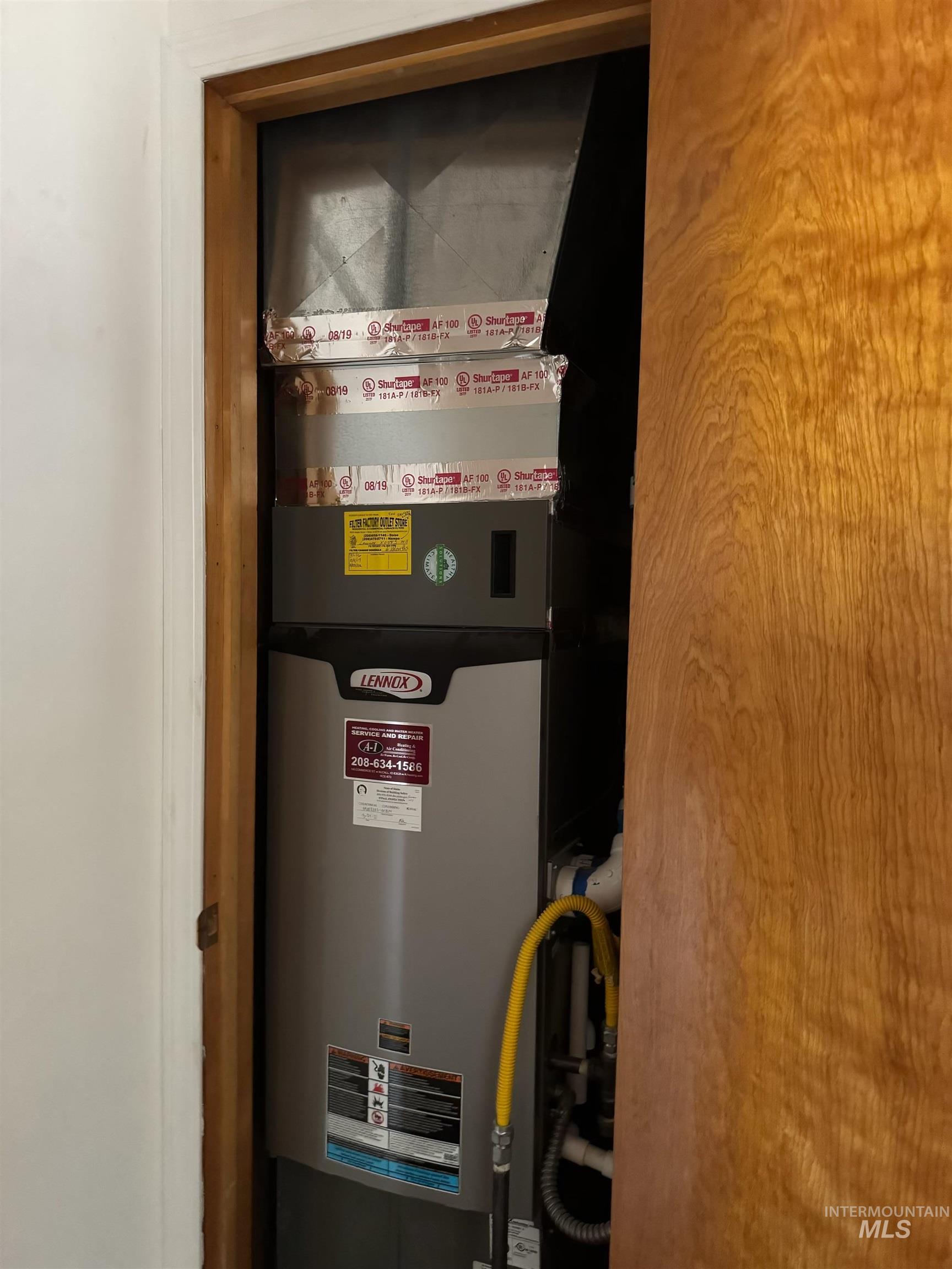 643 S Main Street, Cascade, Idaho 83611, 3 Bedrooms, 3 Bathrooms, Residential For Sale, Price $679,000, 98980524