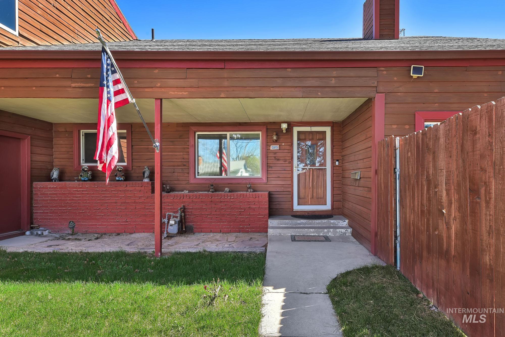 2015 Washington Ave, Caldwell, Idaho 83605, 6 Bedrooms, 4 Bathrooms, Residential For Sale, Price $489,000, 98980525