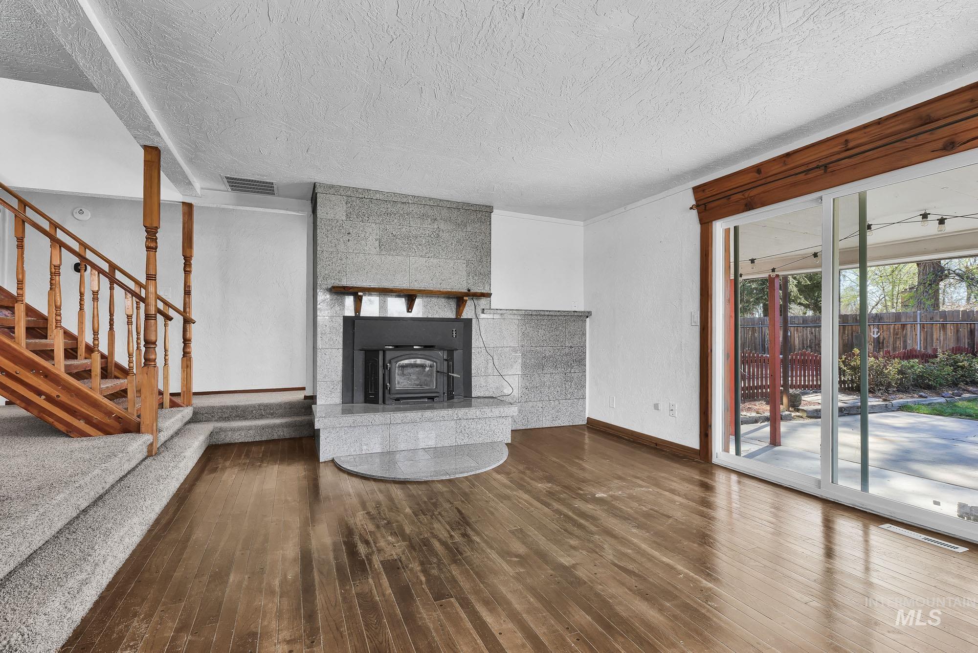 2015 Washington Ave, Caldwell, Idaho 83605, 6 Bedrooms, 4 Bathrooms, Residential For Sale, Price $489,000, 98980525