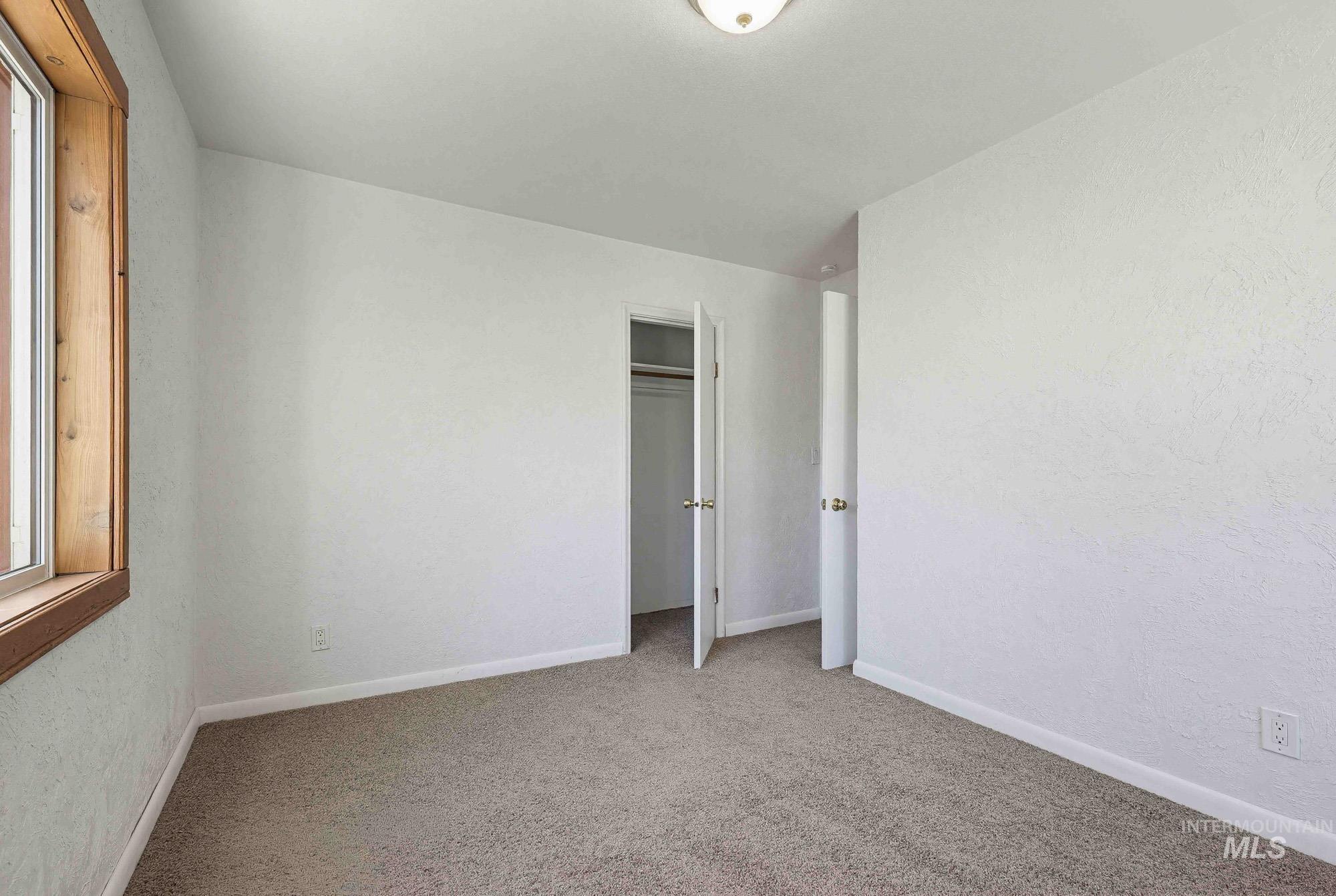 2015 Washington Ave, Caldwell, Idaho 83605, 6 Bedrooms, 4 Bathrooms, Residential For Sale, Price $489,000, 98980525