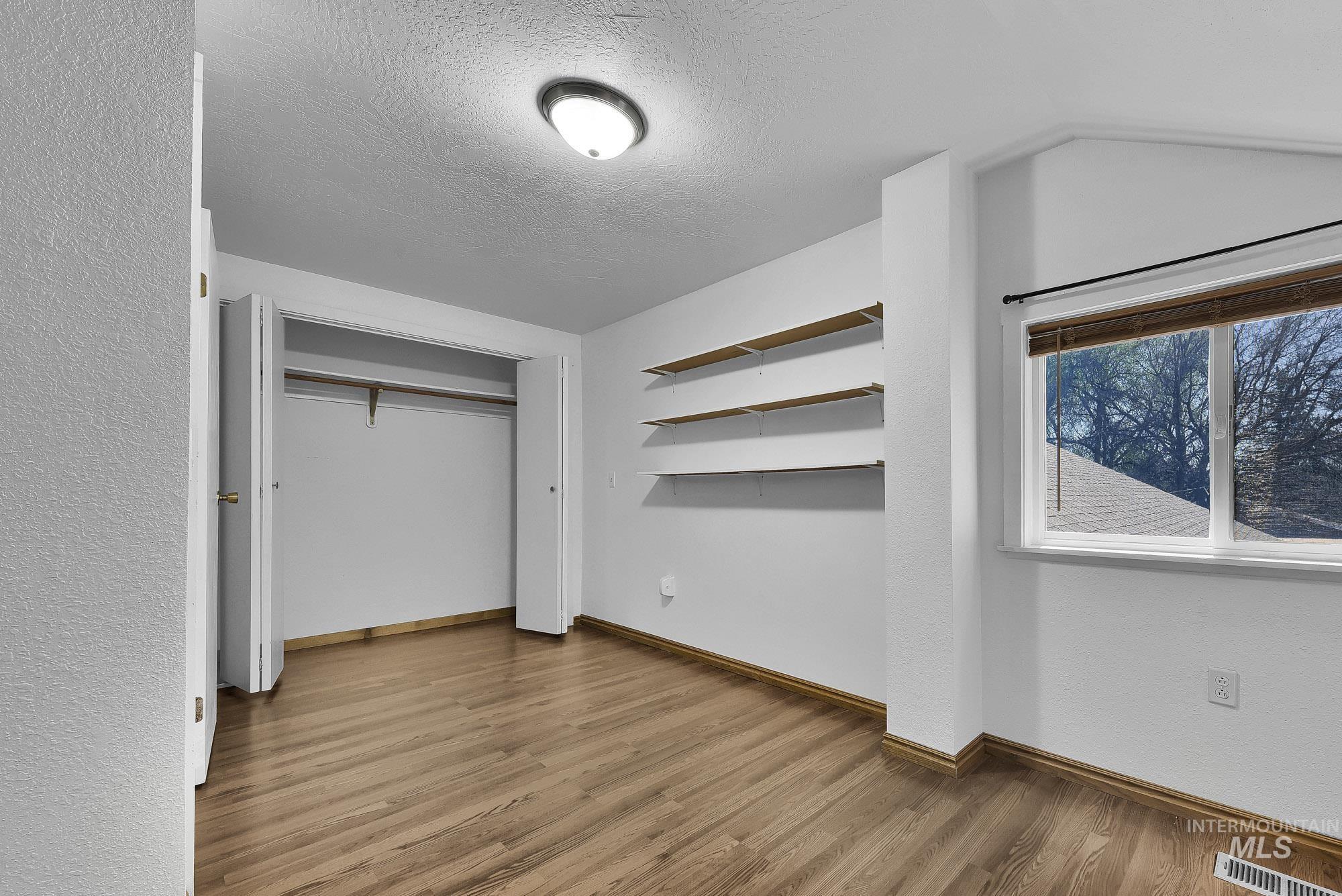 2015 Washington Ave, Caldwell, Idaho 83605, 6 Bedrooms, 4 Bathrooms, Residential For Sale, Price $489,000, 98980525