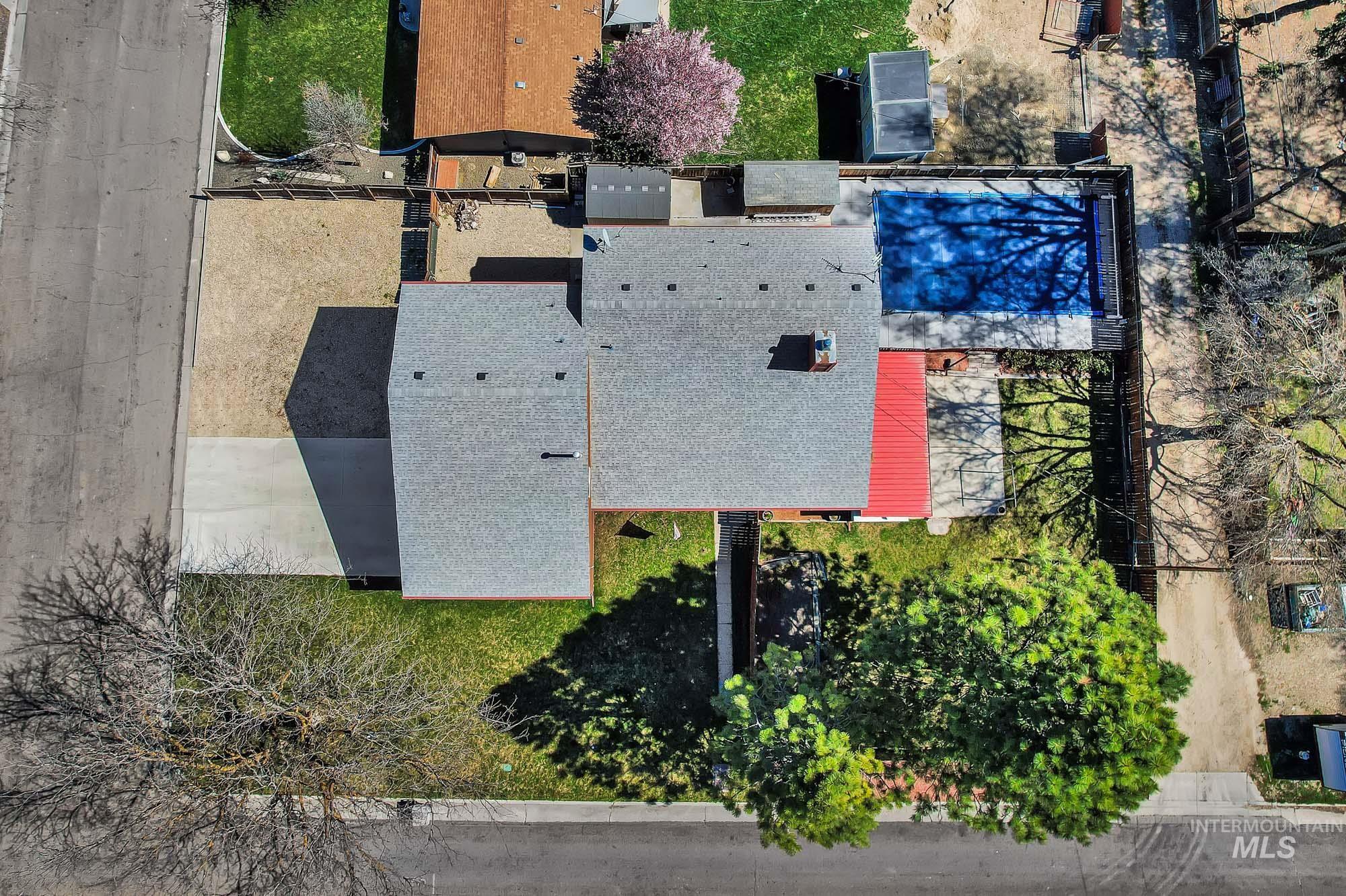 2015 Washington Ave, Caldwell, Idaho 83605, 6 Bedrooms, 4 Bathrooms, Residential For Sale, Price $489,000, 98980525