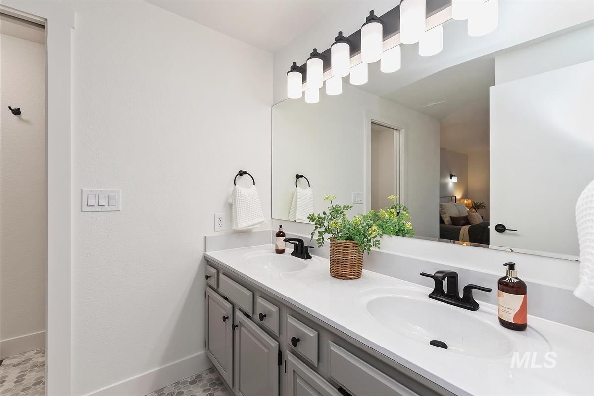 6779 Fairhill Pl, Boise, Idaho 83714, 3 Bedrooms, 2 Bathrooms, Residential For Sale, Price $649,900, 98980526