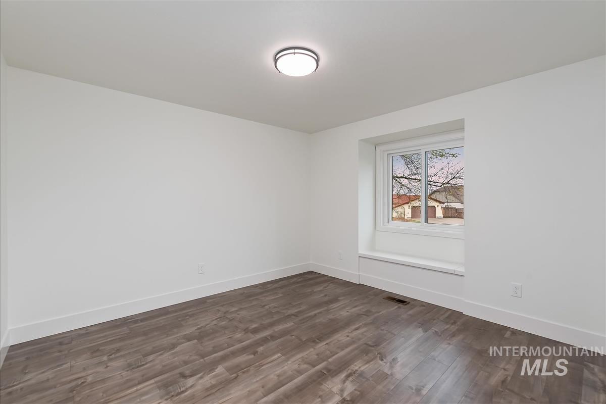 6779 Fairhill Pl, Boise, Idaho 83714, 3 Bedrooms, 2 Bathrooms, Residential For Sale, Price $649,900, 98980526