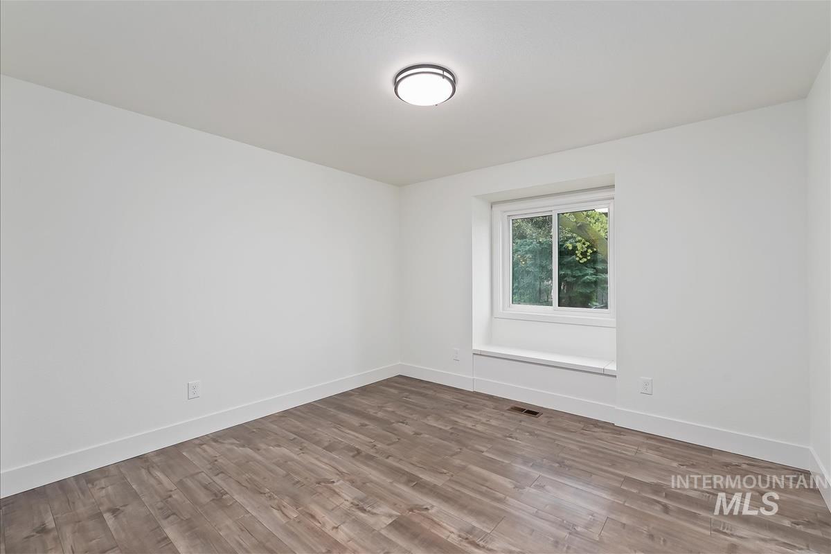 6779 Fairhill Pl, Boise, Idaho 83714, 3 Bedrooms, 2 Bathrooms, Residential For Sale, Price $649,900, 98980526