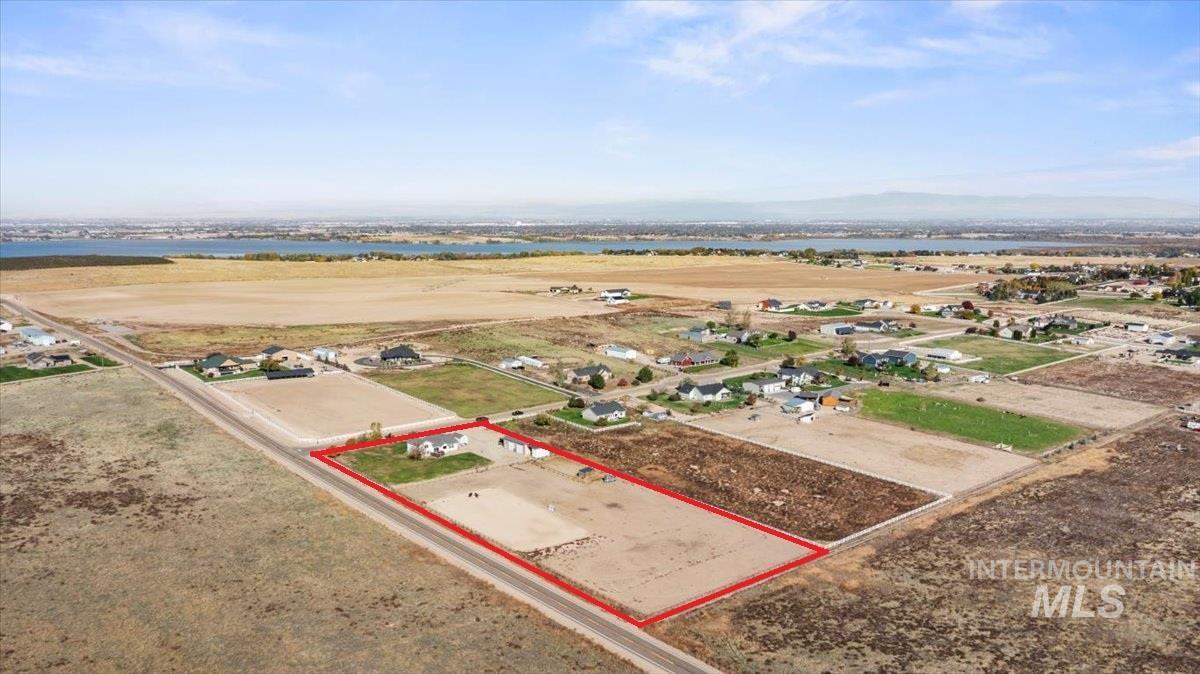 13983 Santa Rita Drive, Nampa, Idaho 83686, 6 Bedrooms, 3 Bathrooms, Residential For Sale, Price $815,000,MLS 98980527